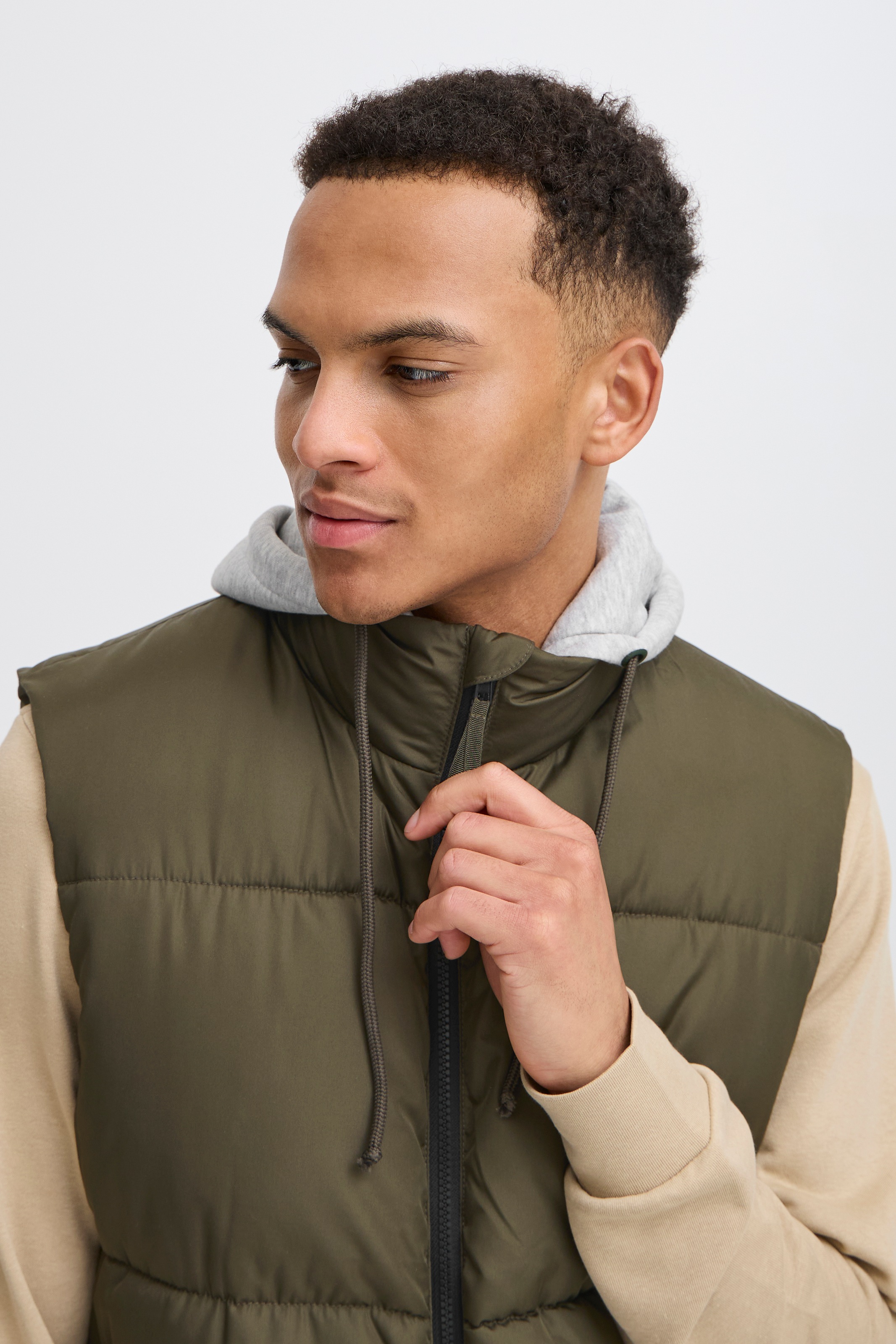 Blend Steppweste »BHELWIN vest w. jersey hood«