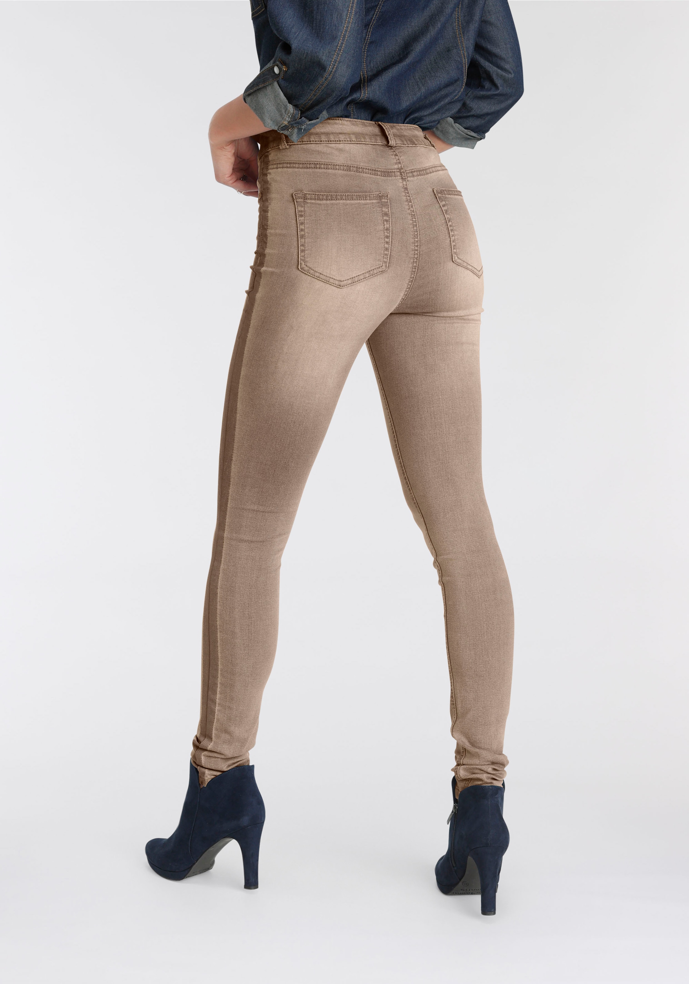 Arizona Skinny-fit-Jeans »Ultra Stretch«, High Waist mit seitlichem  Streifen bei ♕