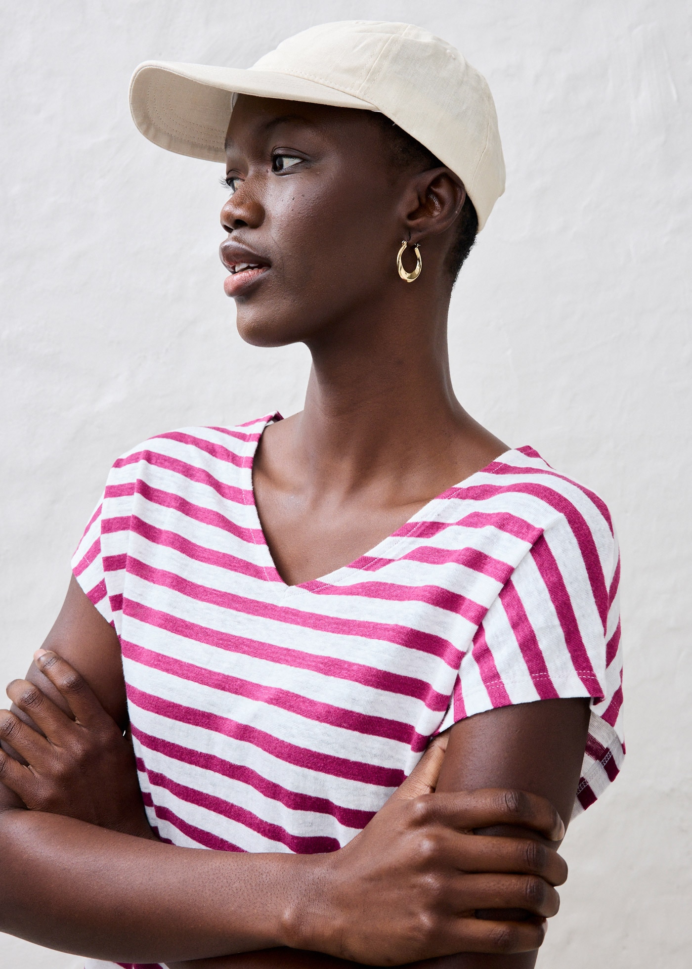 bonprix T-Shirt Oversize Passform, Kurzarm, V-Ausschnitt, aus Leinen, pflegeleicht