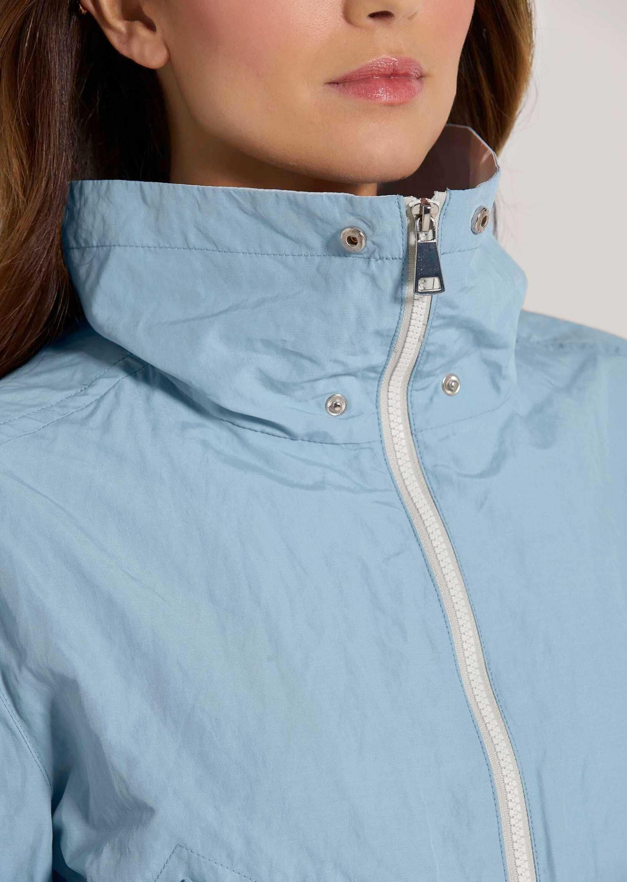 MADELEINE Kurzjacke »Jacke Leichte Outdoor-Jacke mit Reißverschluss«