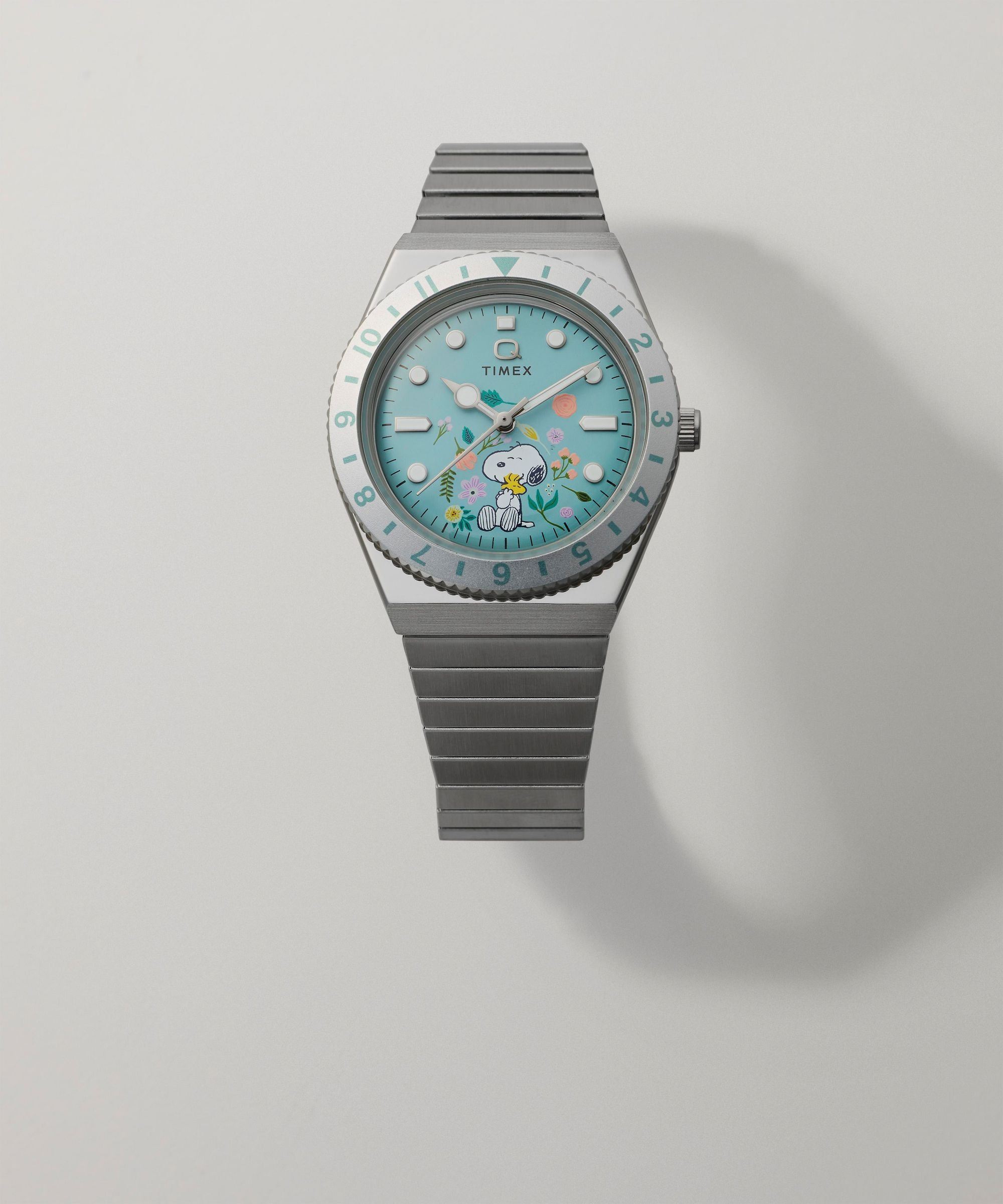 Timex Quarzuhr »Timex x Peanuts Q Timex« Armbanduhr, Damenuhr, Edelstahlarmband, analog, Beleuchtung
