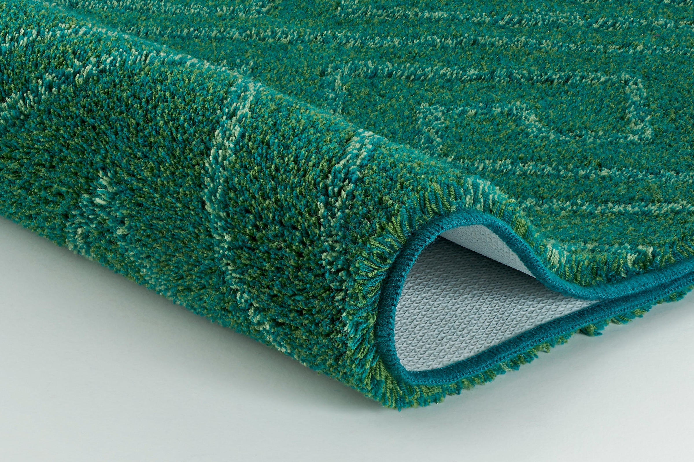 Kleine Wolke Badematte »Jenna«, rutschhemmend beschichtet, fußbodenheizungsgeeignet, Badteppich, geometrisches Design, waschbar
