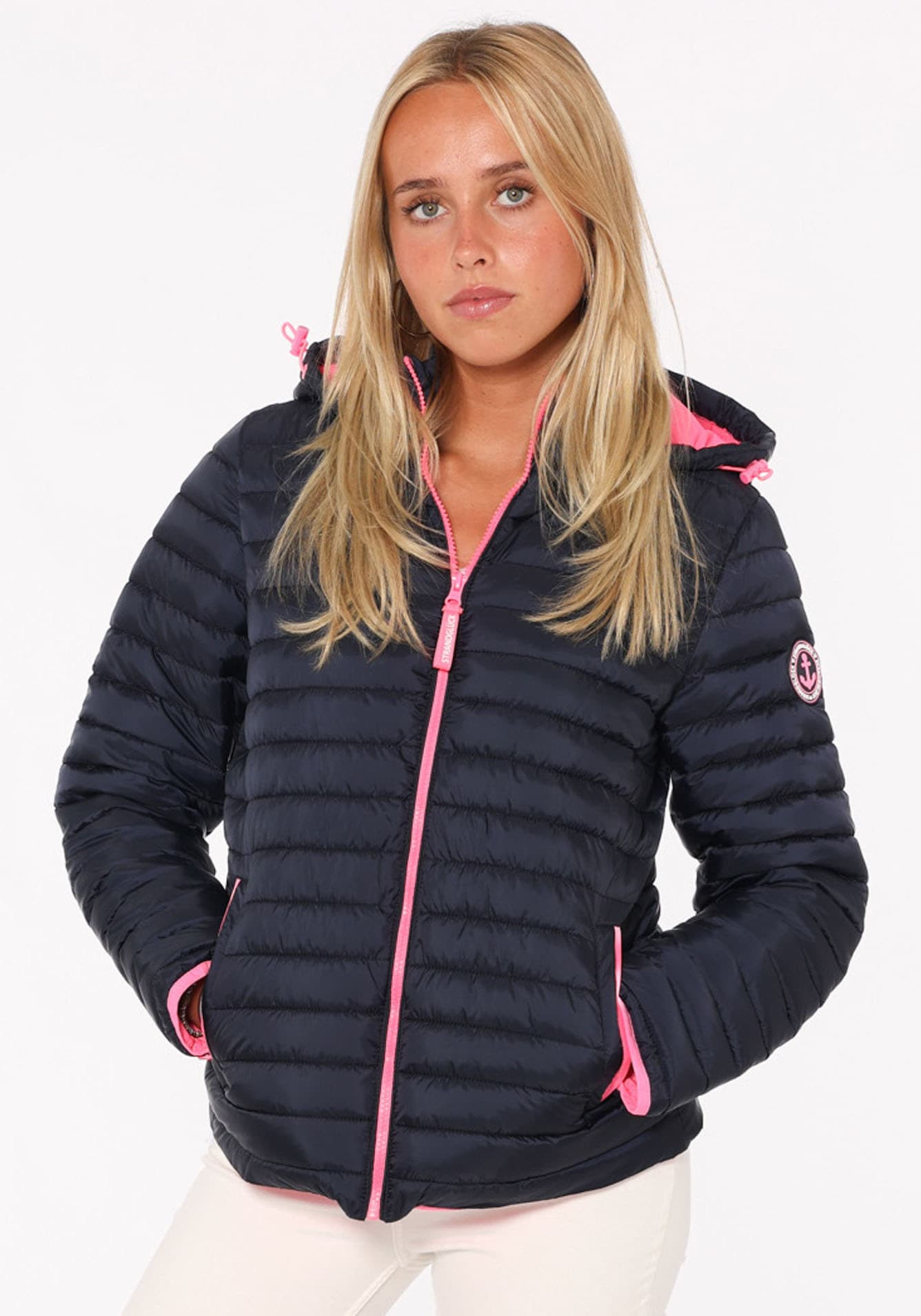 Zwillingsherz Steppjacke »"Maritim Patch"«, mit Kapuze, mit "Maritim Patch" am Arm, Kapuze, farbigem Zipper