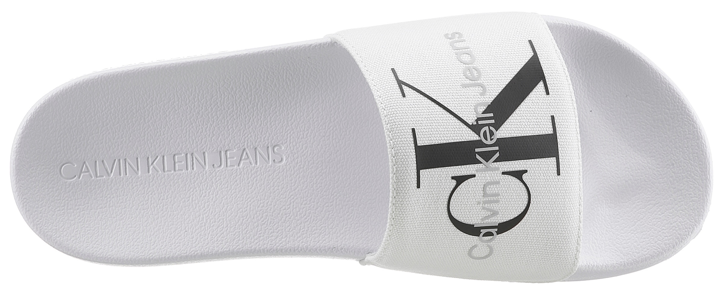 Calvin Klein Jeans Pantolette, Sommerschuh, Schlappen, Poolslides, mit auffälligem Logo, E-Weite