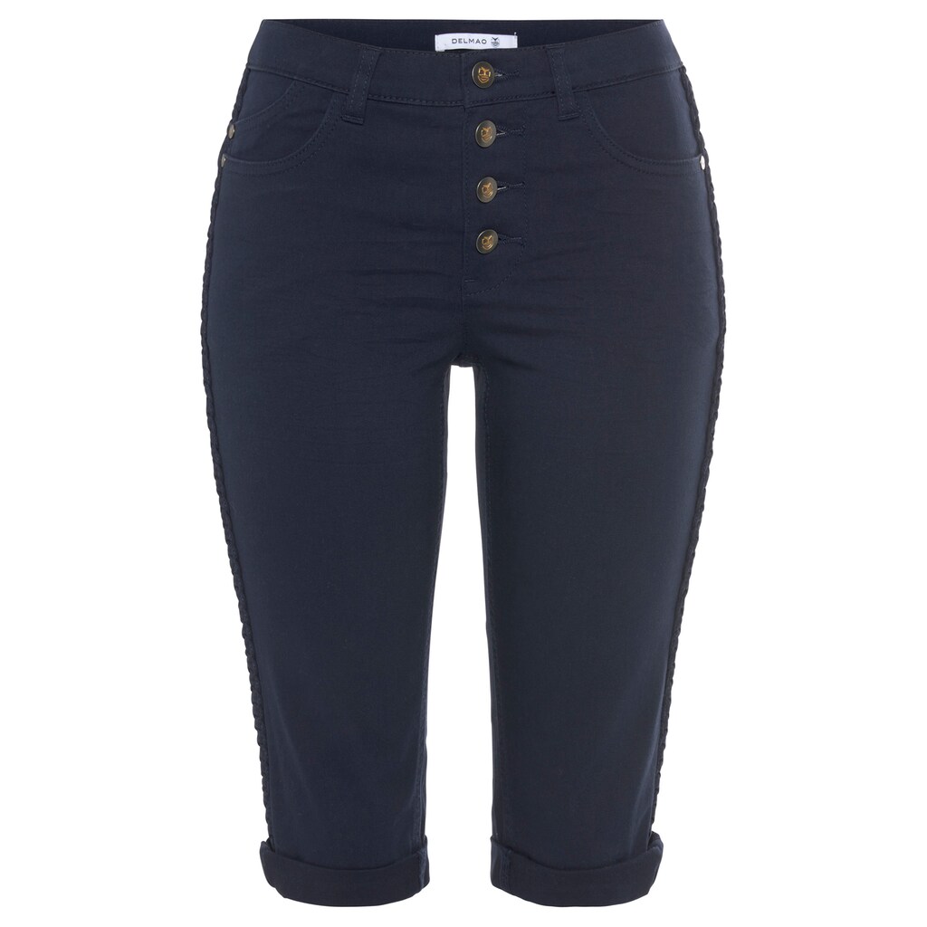 DELMAO Bermudas, mit trendigen Details und kleiner Marken-Logo Stickerei - NEUE MARKE!