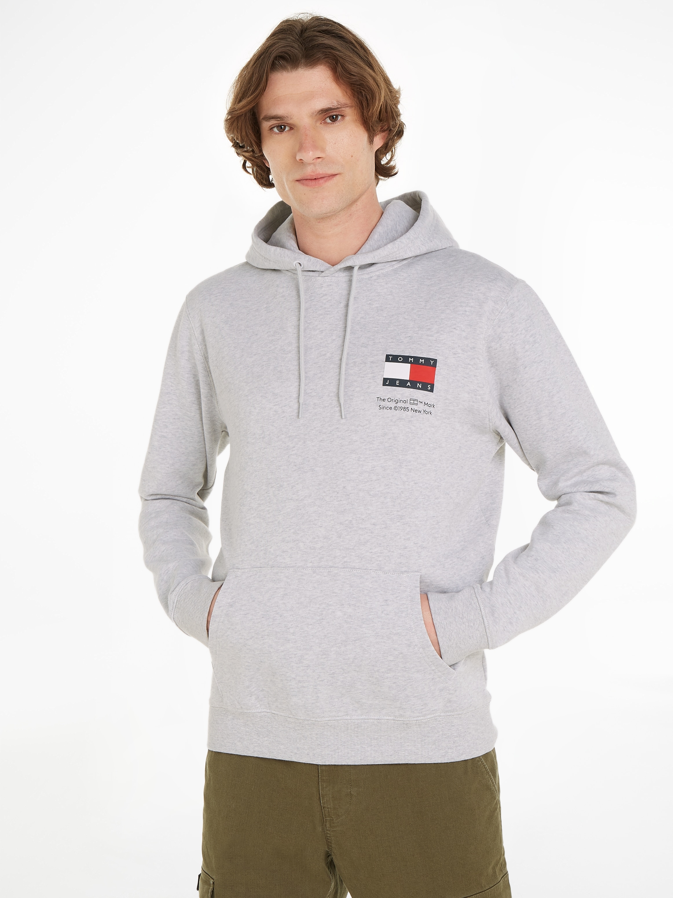 Kapuzensweatshirt »TJM REG ESSENTIAL FLAG HOOD EXT«, hoher Tragekomfort