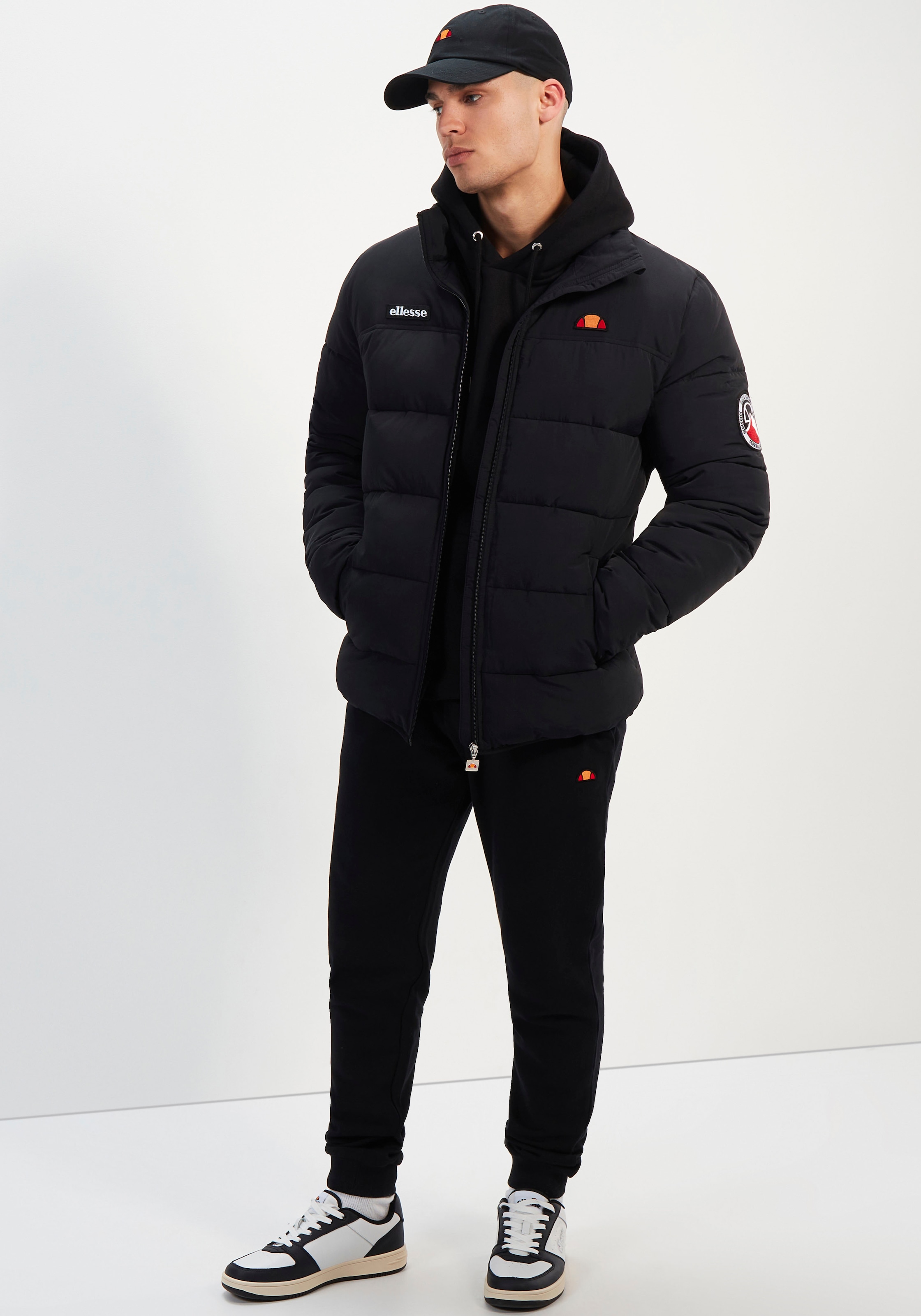 Ellesse Outdoorjacke »NEBULA PADDED JACKET«, (1 St.)