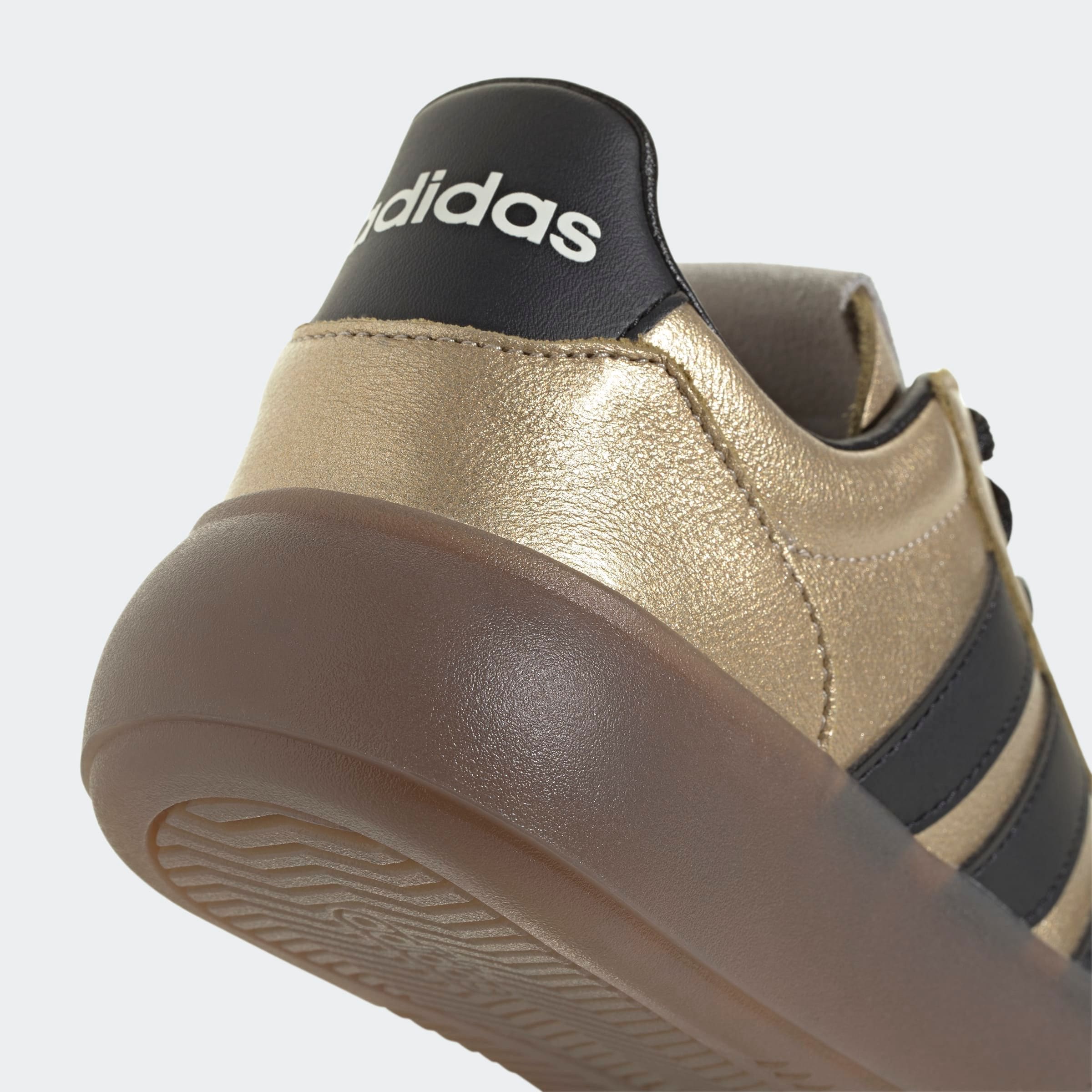 adidas Sportswear Sneaker »BARREDA DECODE«  inspiriert vom Design des adidas handball spezial