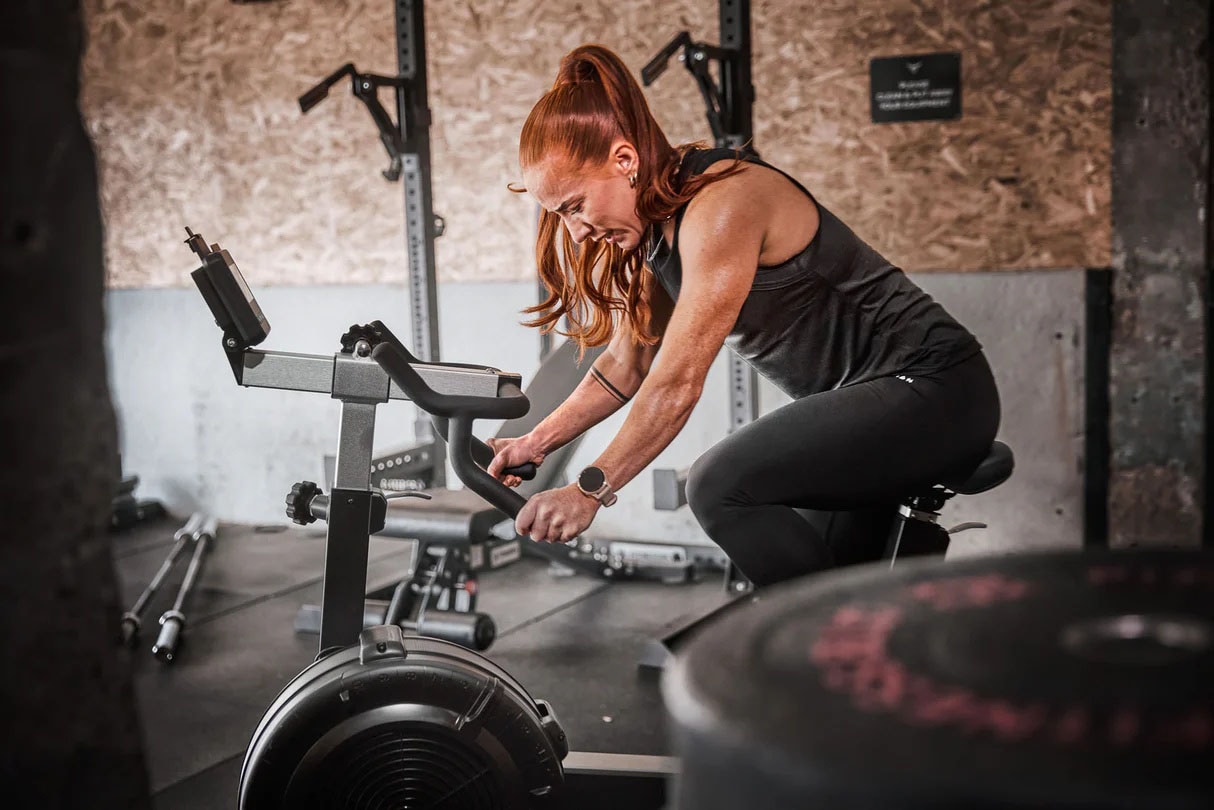 Half Human Ergometer »Half Human HIIT Bike«