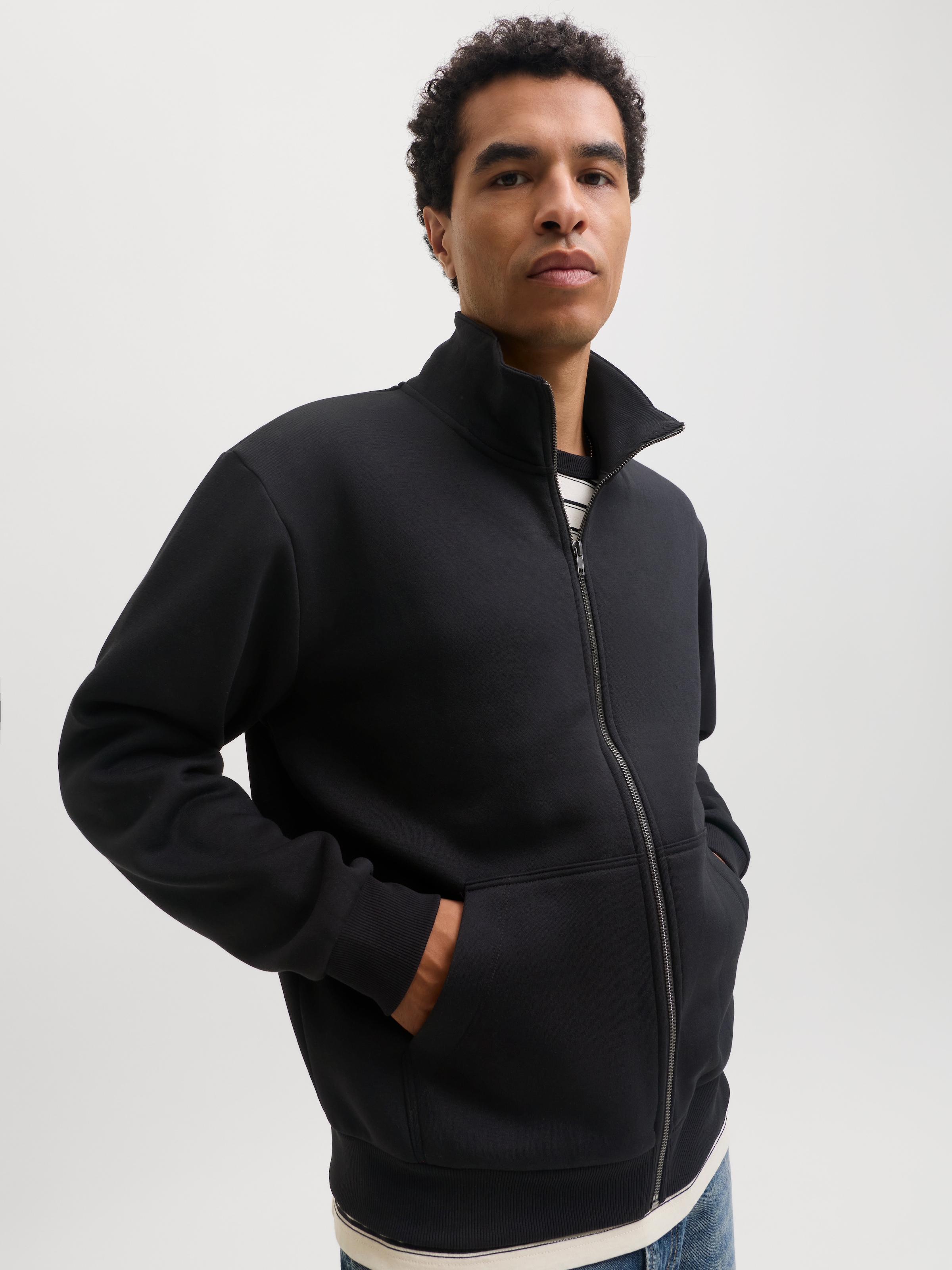Jack & Jones Sweatjacke »JJEBRADLEY SWEAT ZIP HN NOOS« Materialmix, regular fit