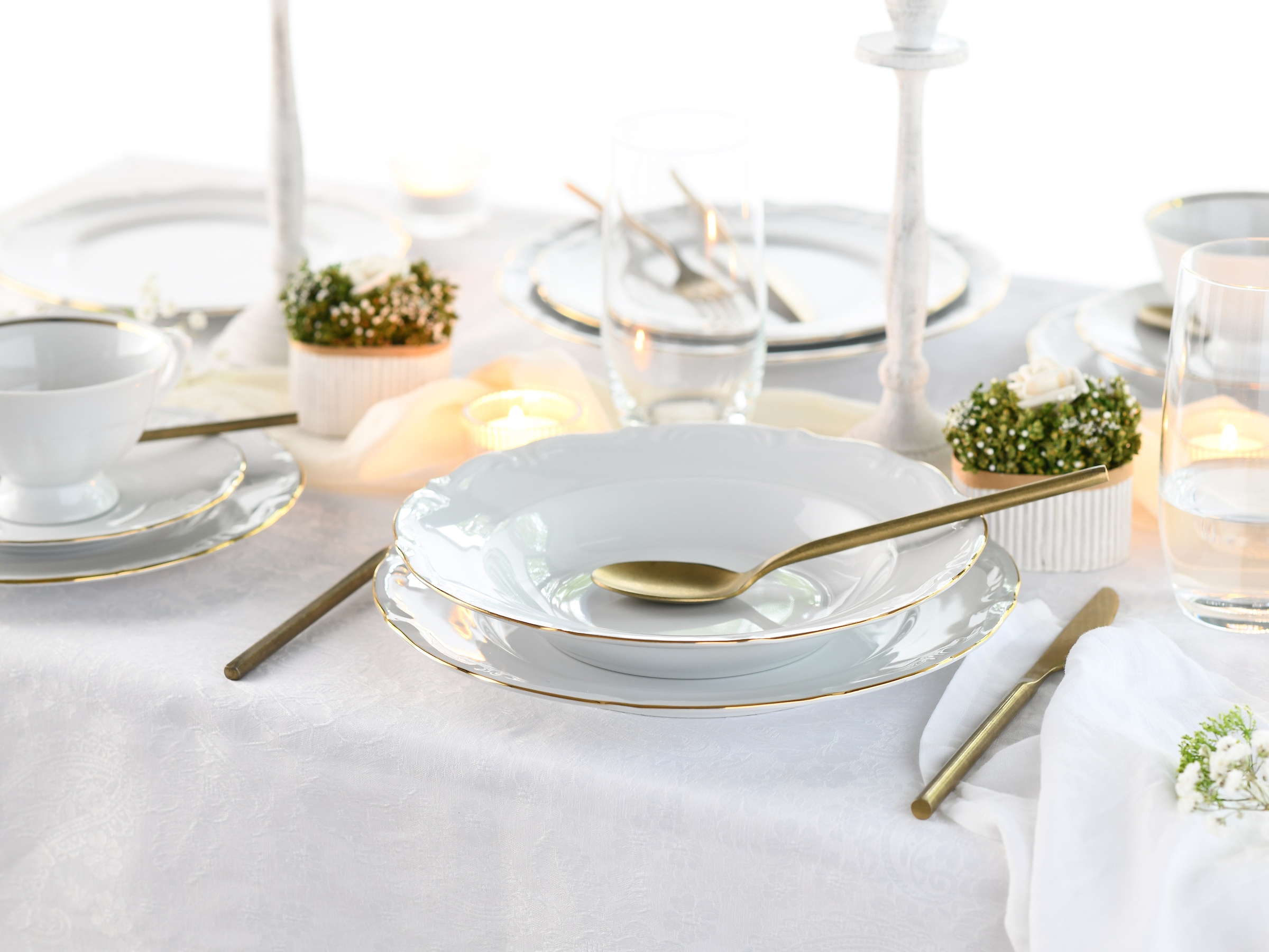 CreaTable Kombiservice »Maria Theresia, Kombi-Service 30-tlg« Traditionelle Porzellanform