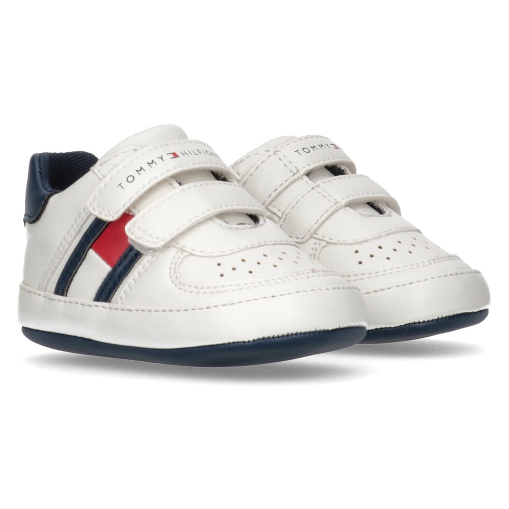 Tommy Hilfiger Sneaker »FLAG LOW CUT VELCRO SHOE OFF«, mit Logoschriftzug, Freizeitschuh, Halbschuh, Schnürschuh