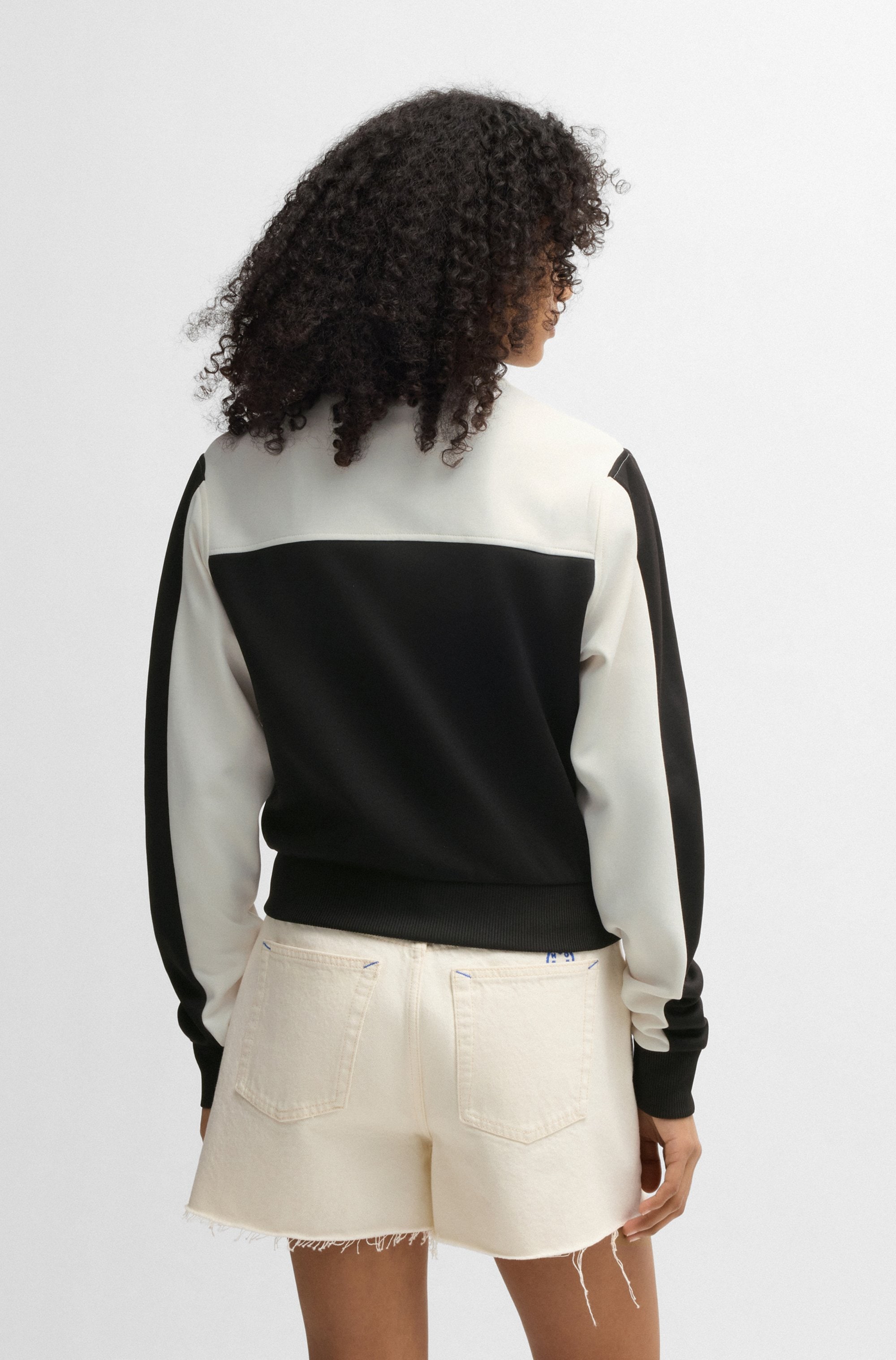 HUGO Blue Sweatshirt »Dalaria«, im Retro colorblocking, Logo-Badge