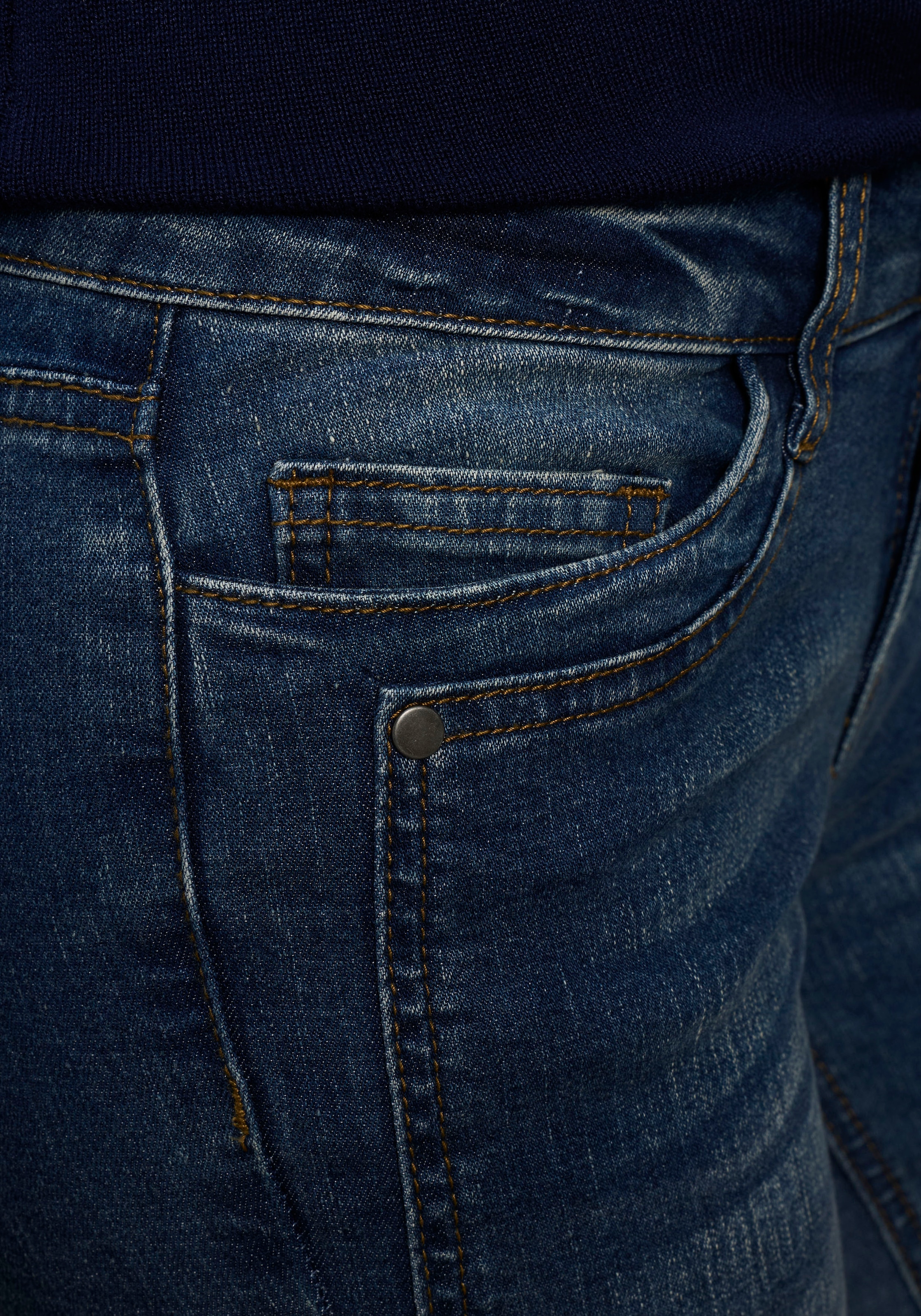 Arizona Skinny-fit-Jeans »mit Keileinsätzen«, extra-enger Beinschnitt, niedrige Leibhöhe
