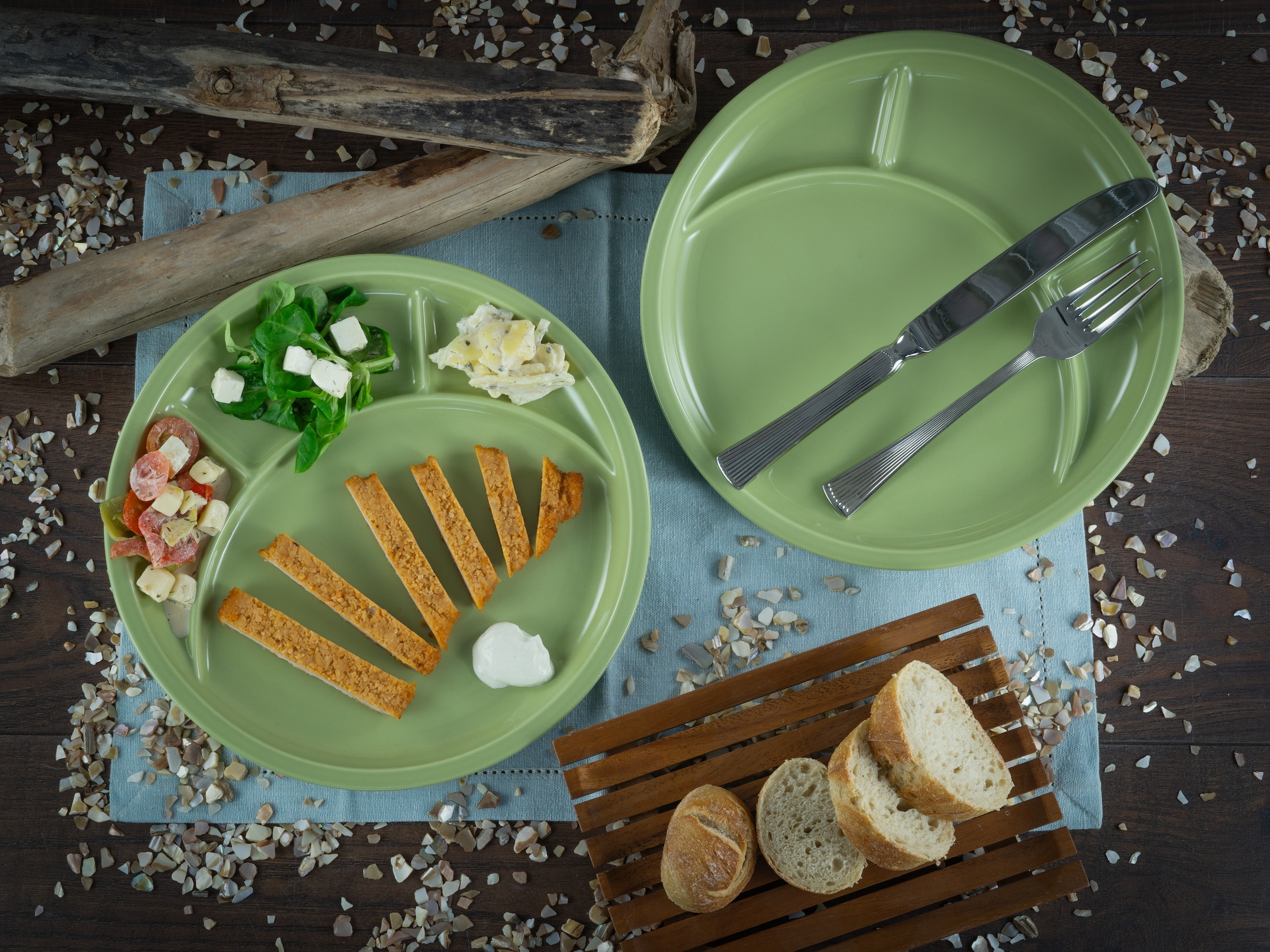 CreaTable Fondueteller »Universal Grün, Fondueteller 4-tlg« Teller Set, Spezielle Bodenkonstruktion