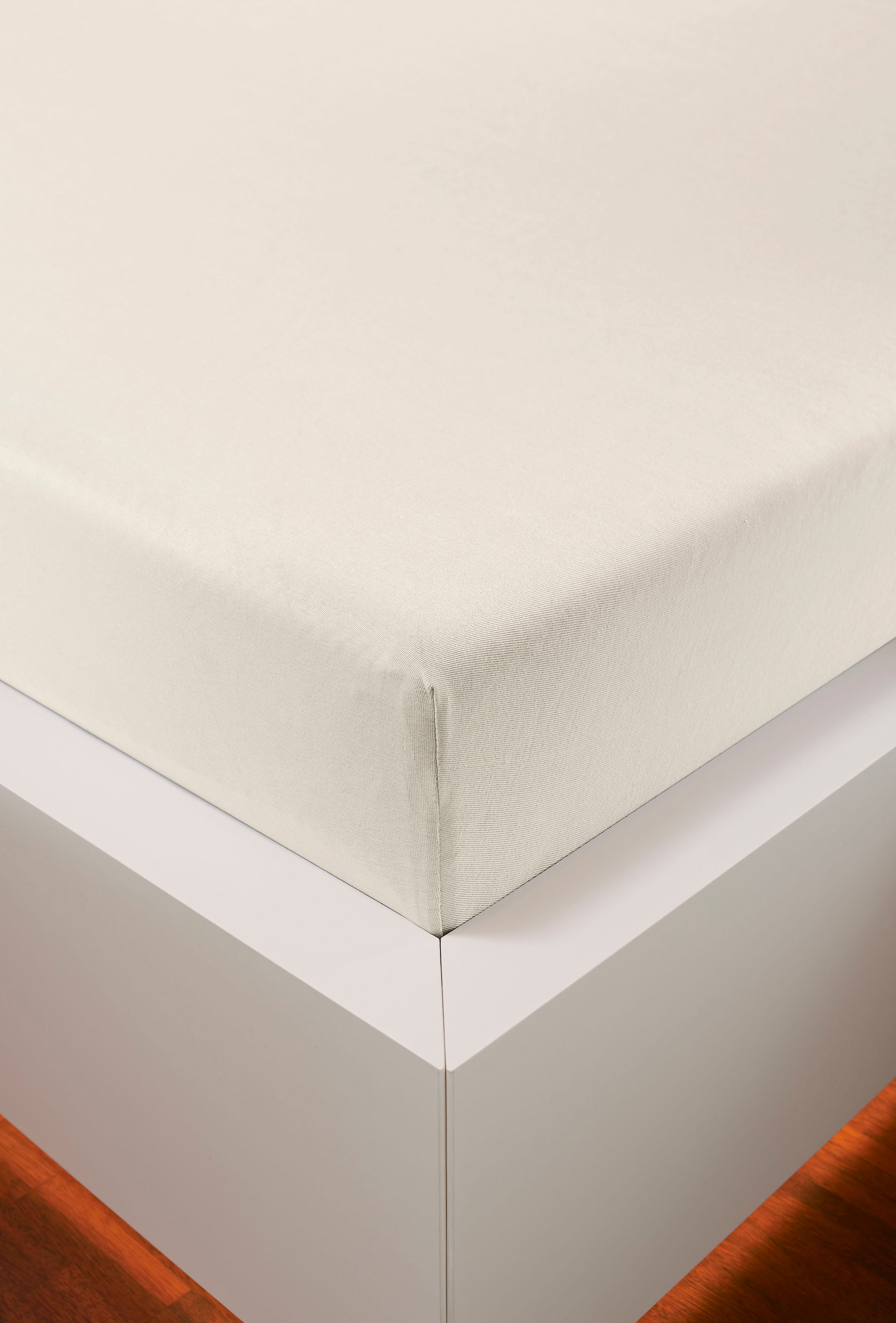 bellana Spannbettlaken »Jersey-Elasthan Aqua in Gr. 90x200, 140x200 oder 180x200 cm«, aus Baumwolle, für Matratzen bis 35 cm Höhe, Bettlaken, Spannbetttuch