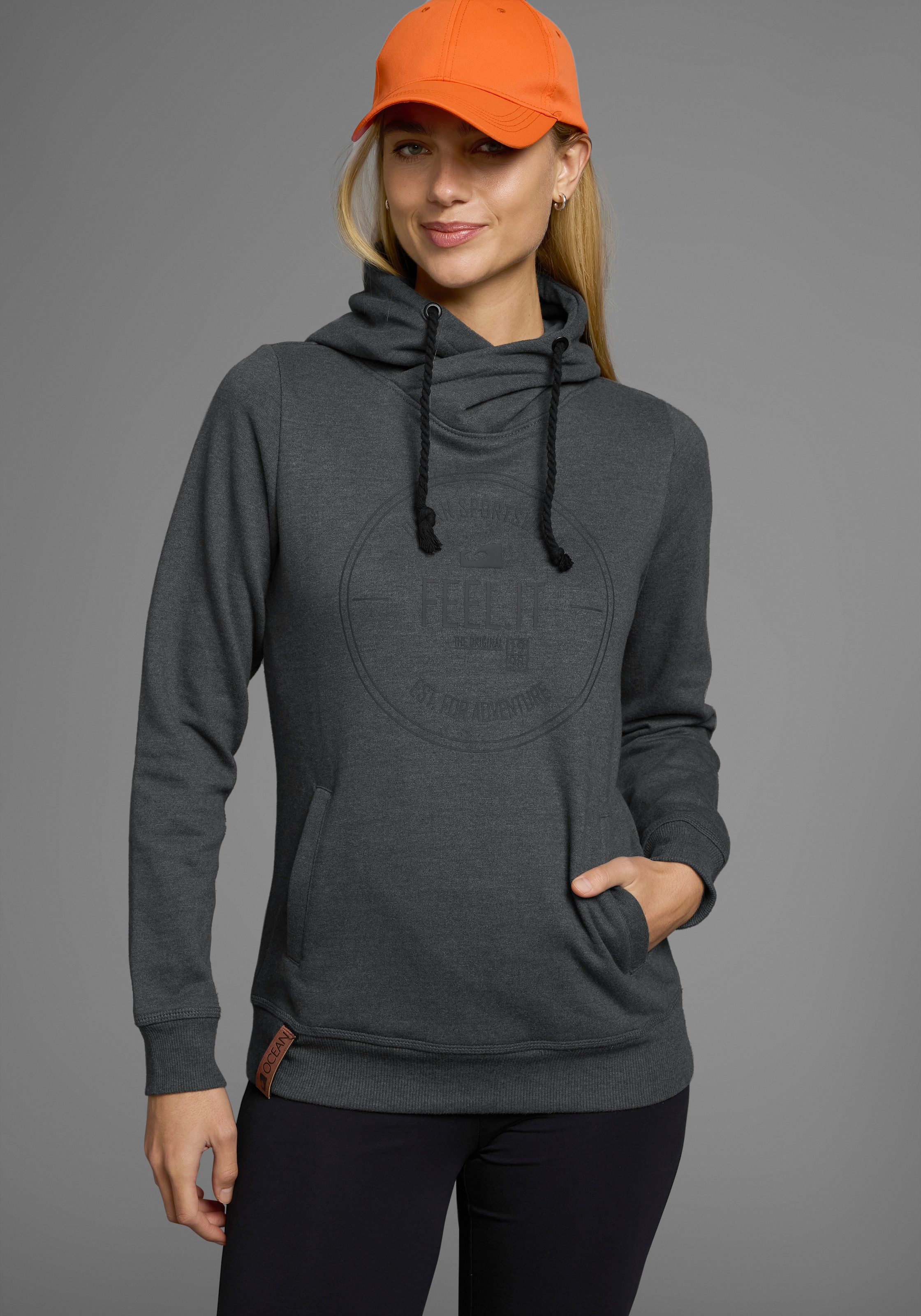 Ocean Sportswear Kapuzensweatshirt »Essentials Sweatshirt«, Langarm, figurbetonter Schnitt, unifarben