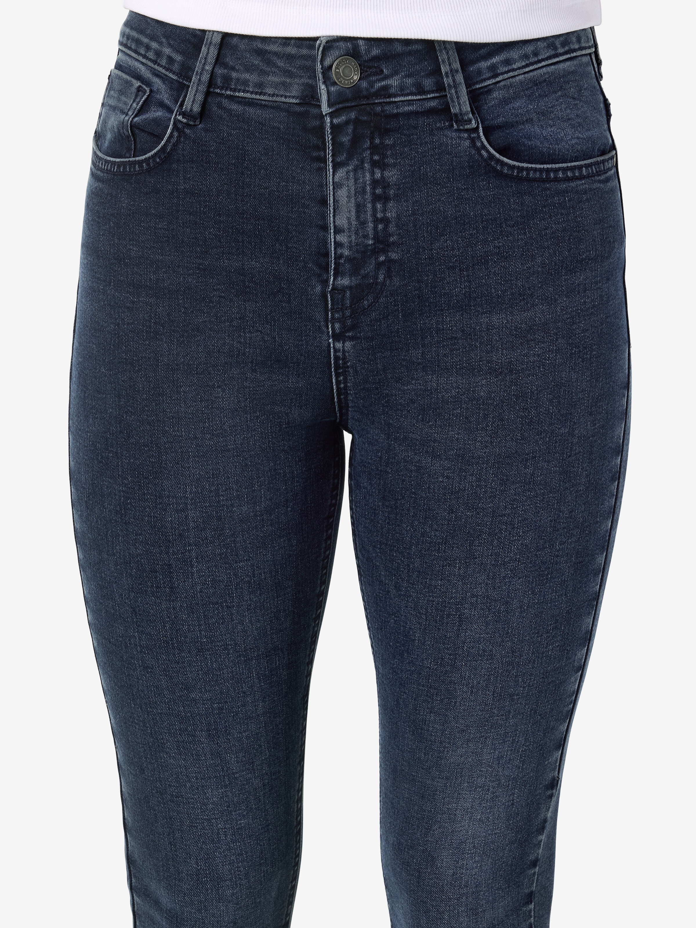 Noisy may Skinny-fit-Jeans »NMSENDIE HW AUTHENTIC SKINY AZ445DB NOOS«
