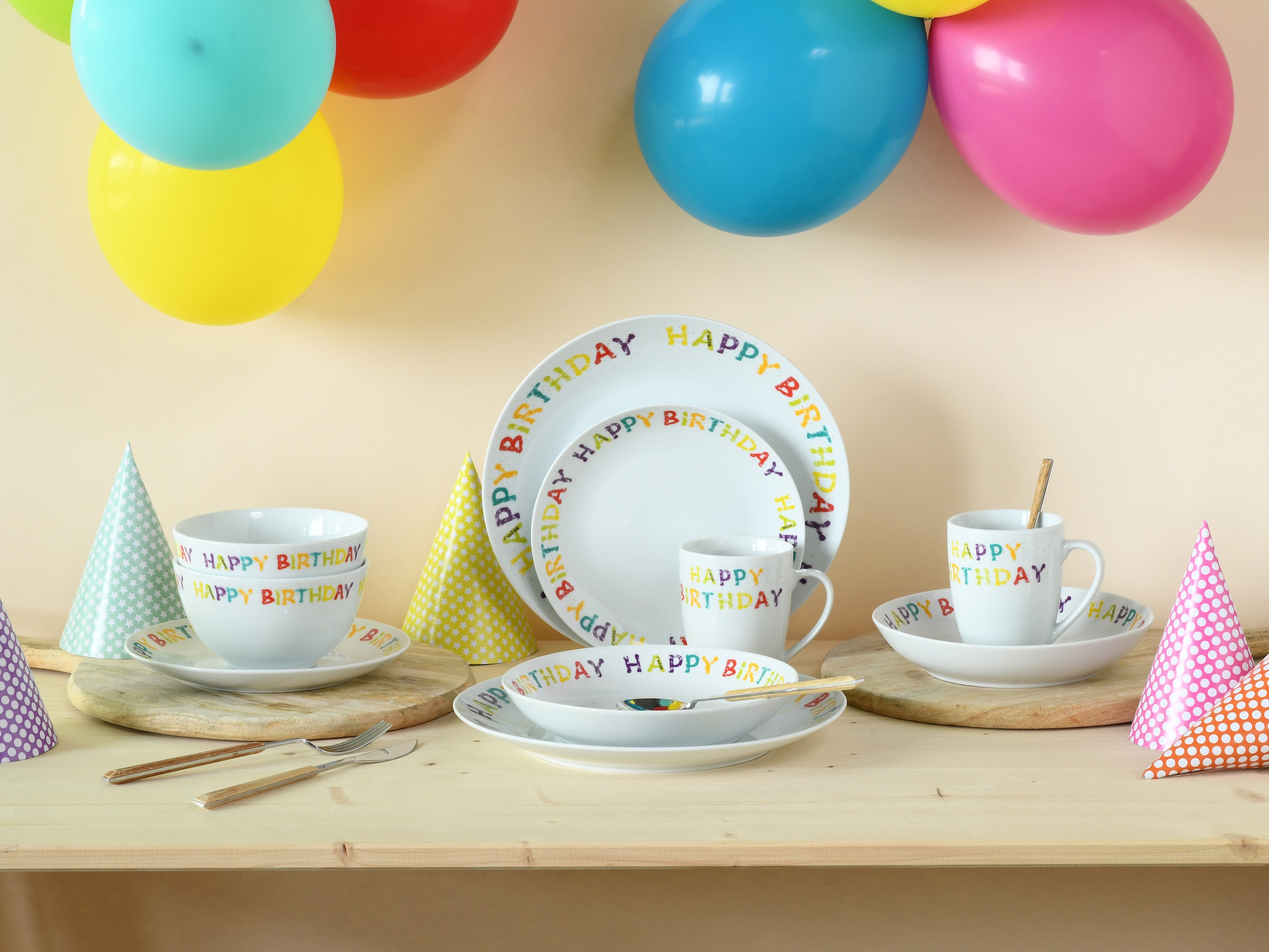 CreaTable Kombiservice »Happy Birthday, Kombi-Service 10-tlg.« Fröhliches buntes Geschirr, Für alle Geburtstagsfeierlichkeiten