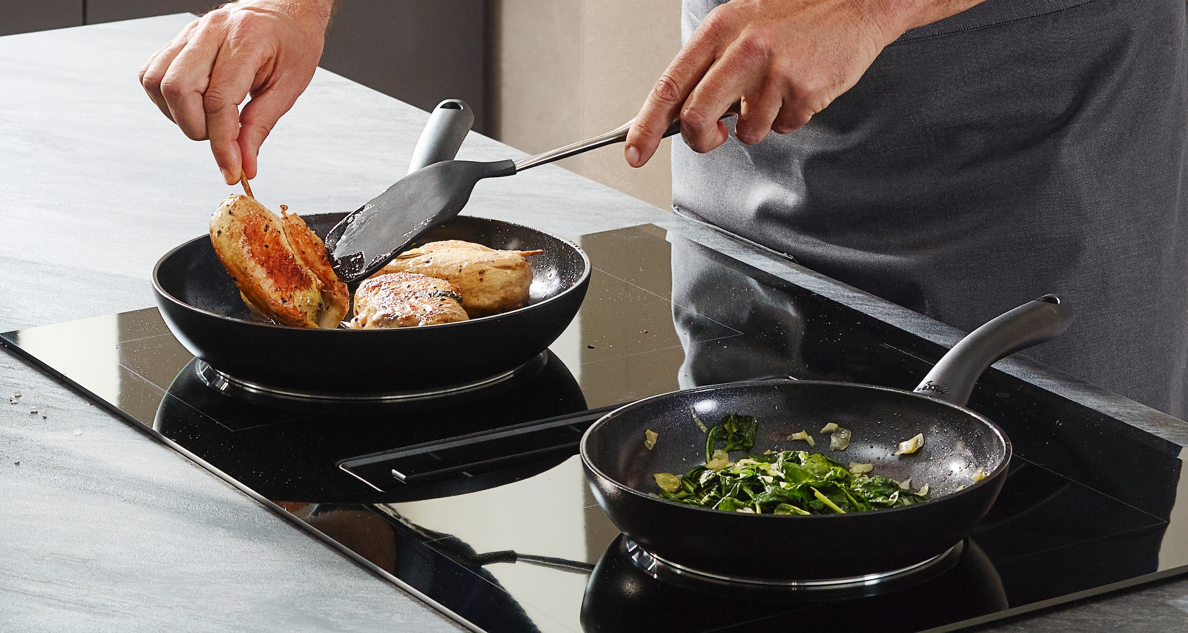Fissler Bratpfanne »Pfanne Essential« Aluminium 1 Stk. tlg. Made in Germany, HERGESTELLT OHNE PFAS/PTFE, KERAMIK-BESCHICHTET