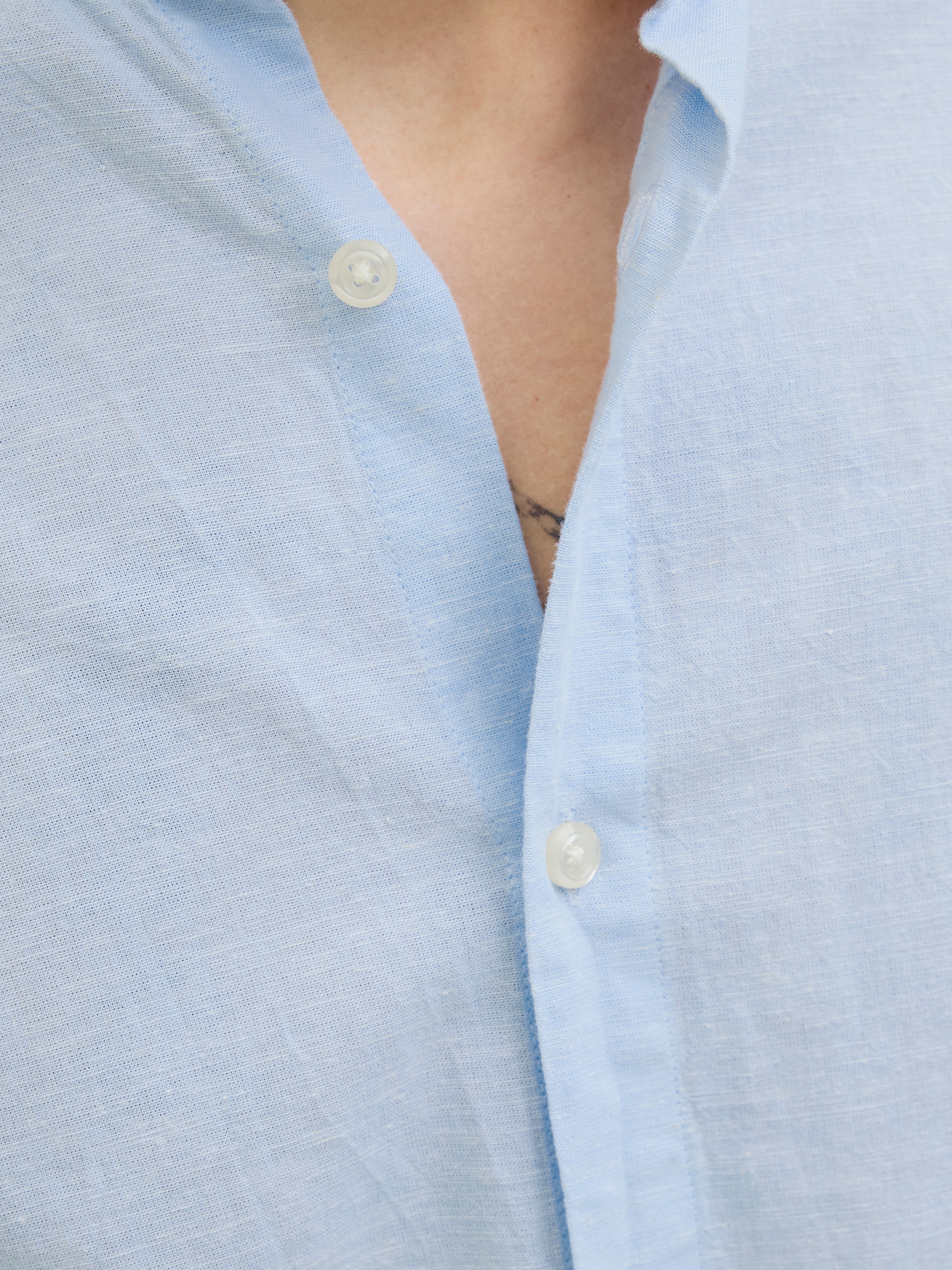 Jack & Jones Langarmhemd »JJEBREEZE BAND SHIRT LS SN«, mit Bandkragen