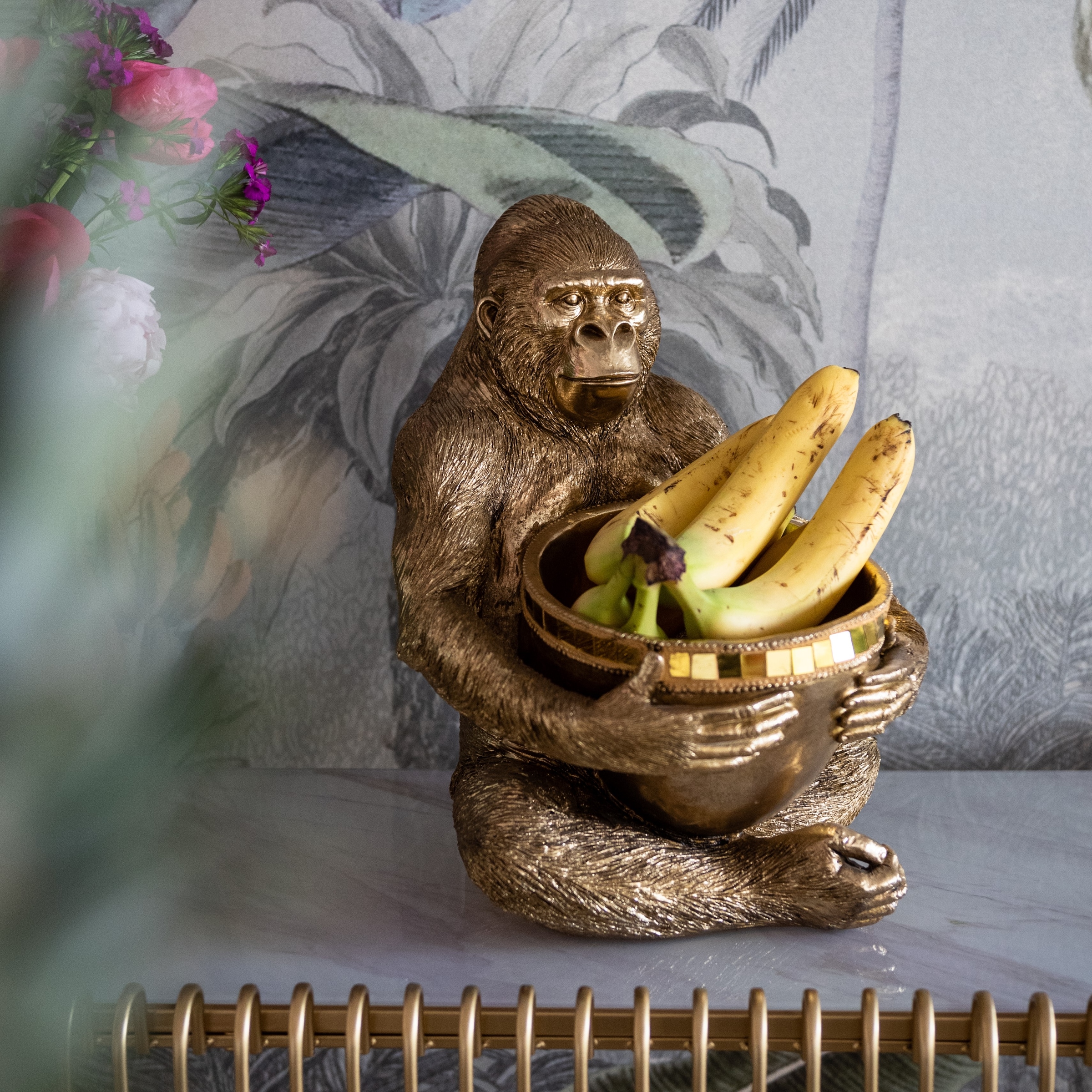 Kare Design Dekofigur »Gorilla Holding Bowl Gold 4«