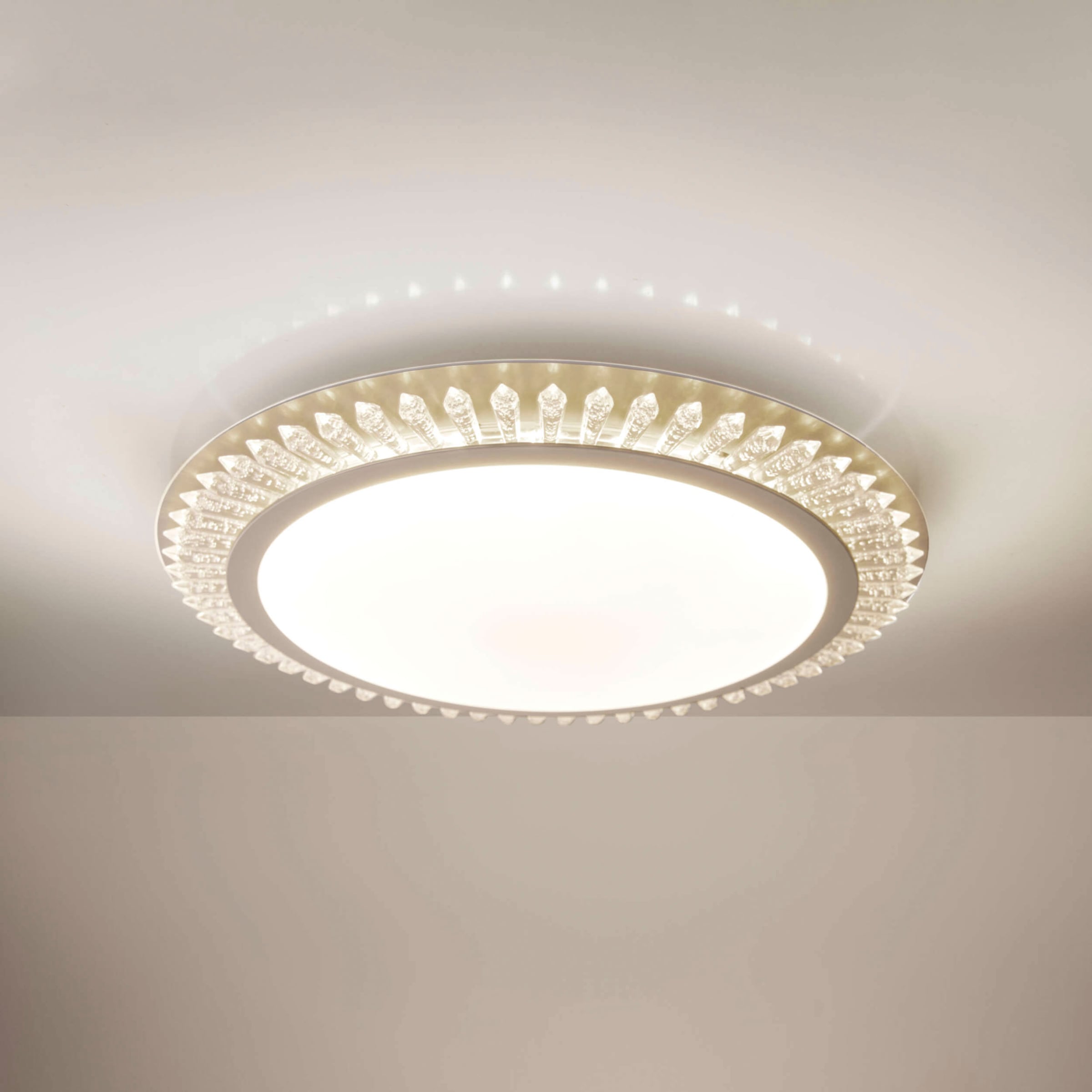 näve LED Deckenleuchte »Madison«, 1 flammig, dimmbar, CCT-Farbwechsel in 3-Stufen, Fernbedienung, Diamantfacetten
