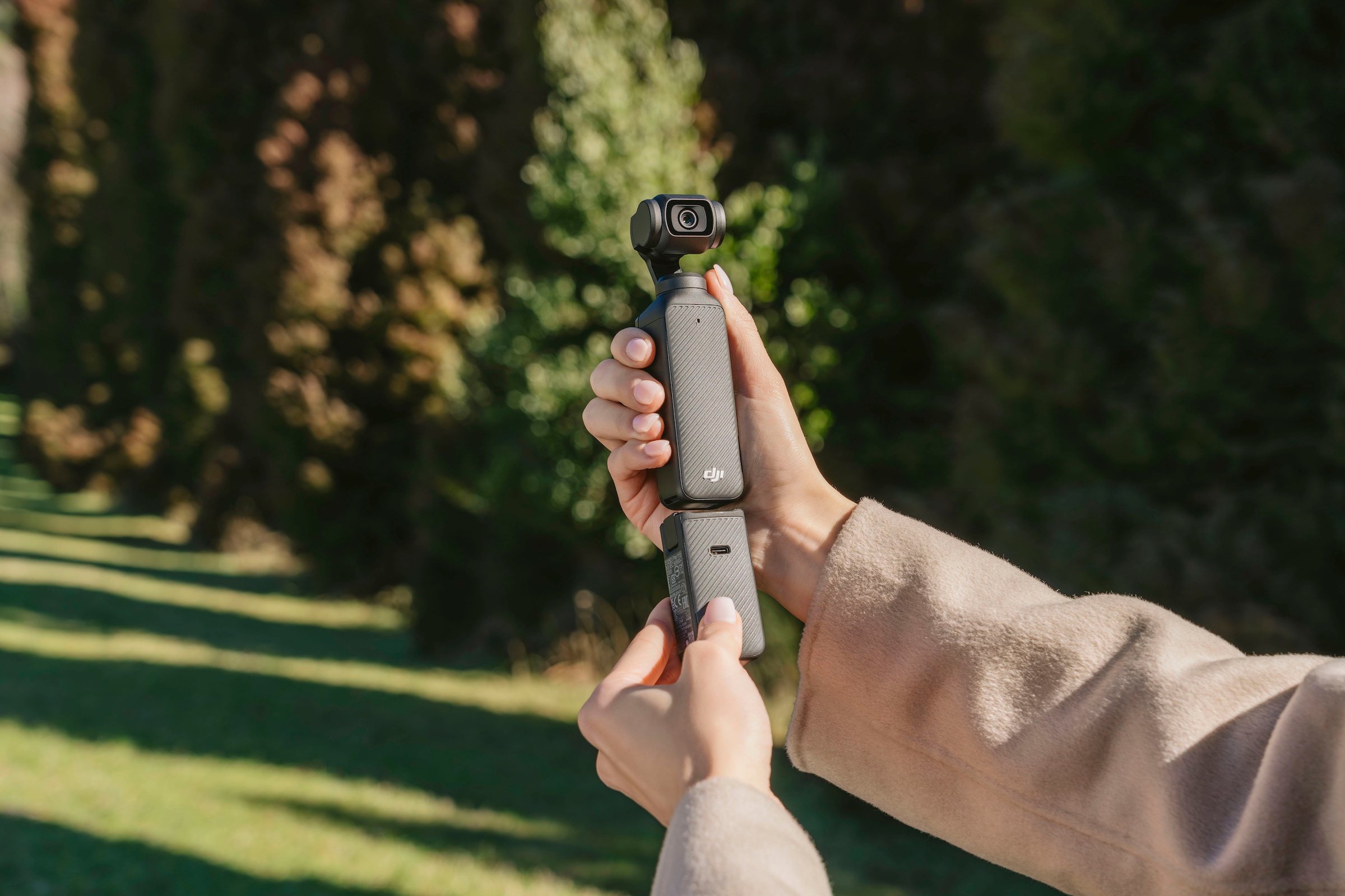 DJI Camcorder »Osmo Pocket 3 Kreativ Combo«, 4K Ultra HD, Bluetooth