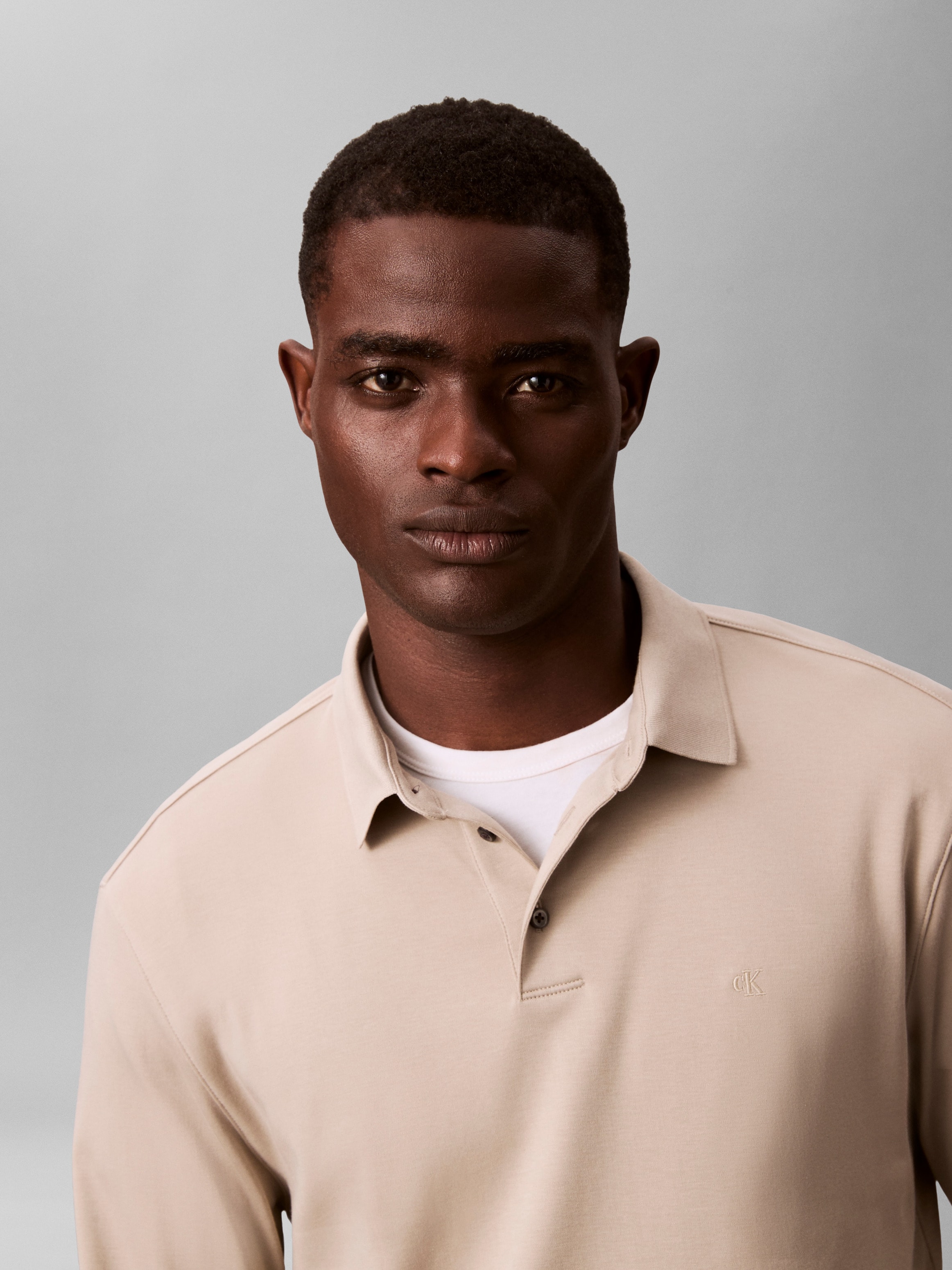 Calvin Klein Langarm-Poloshirt »LS SUPIMA COTTON SOLID POLO« regular fit mit Rundhalsausschnitt