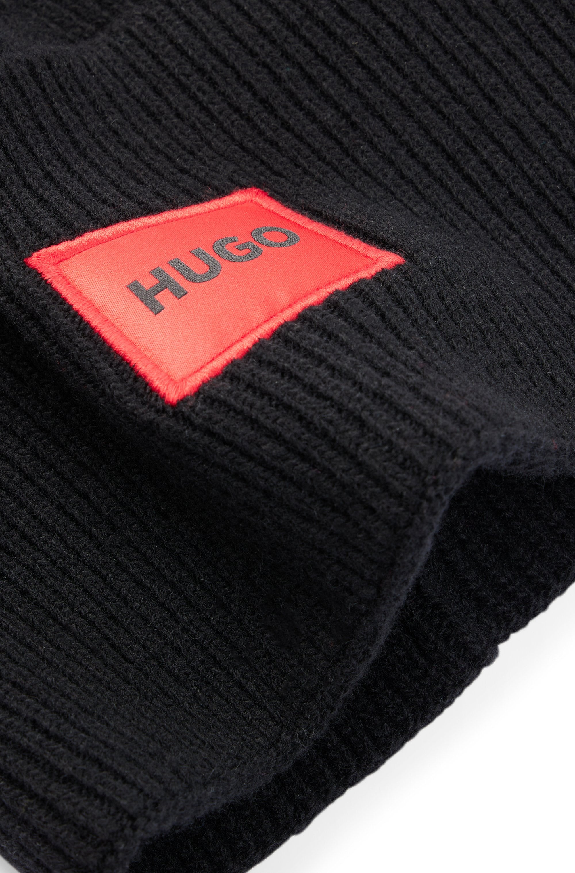 HUGO Beanie »Xaff 6«, mit Logobadge