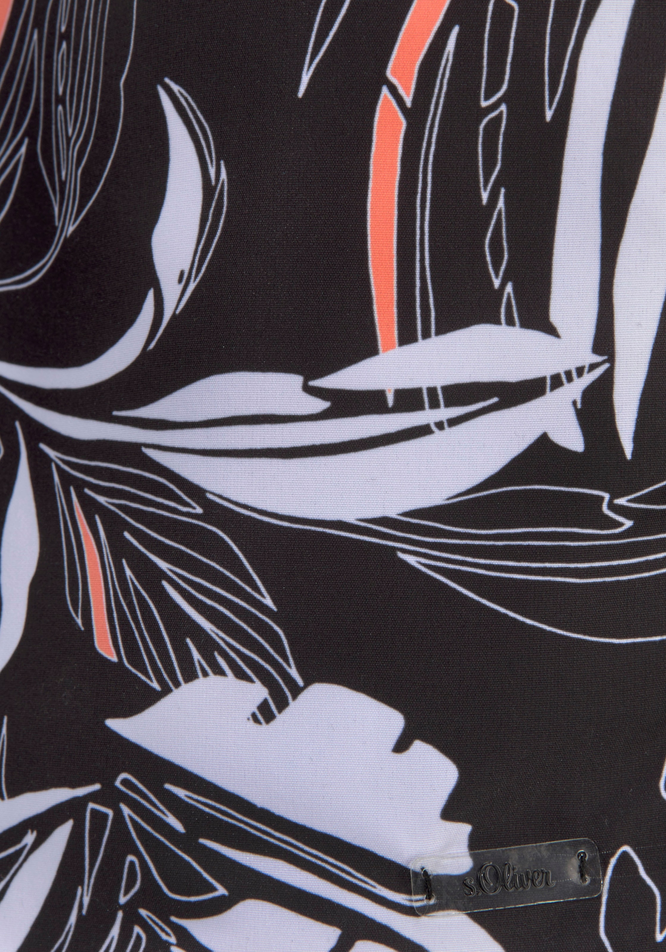 s.Oliver Badeshorts mit modischem Allover-Druck