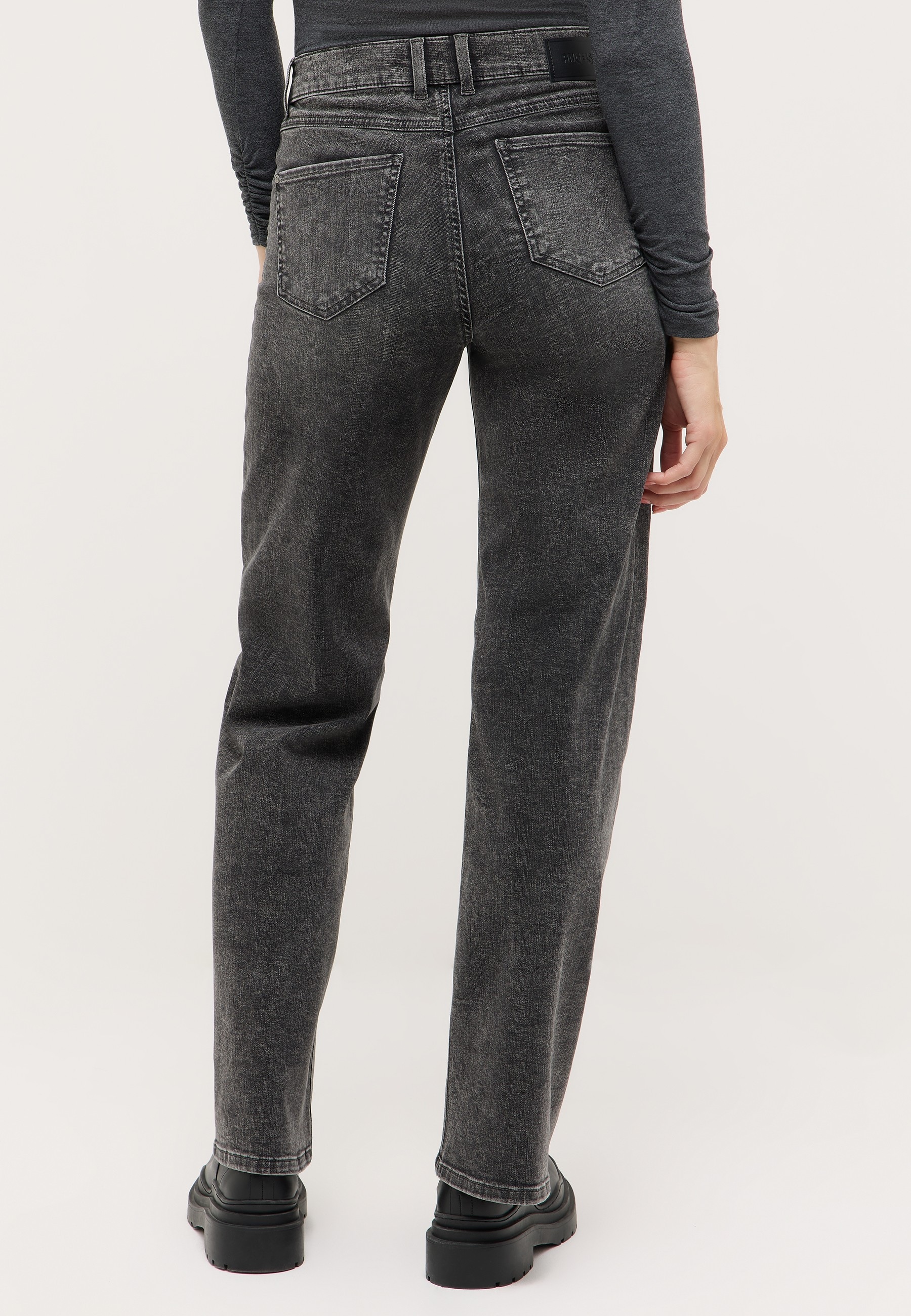 ANGELS Relax-fit-Jeans »LIZ SMART BUCKLE« mit kleinen Schmuckelementen