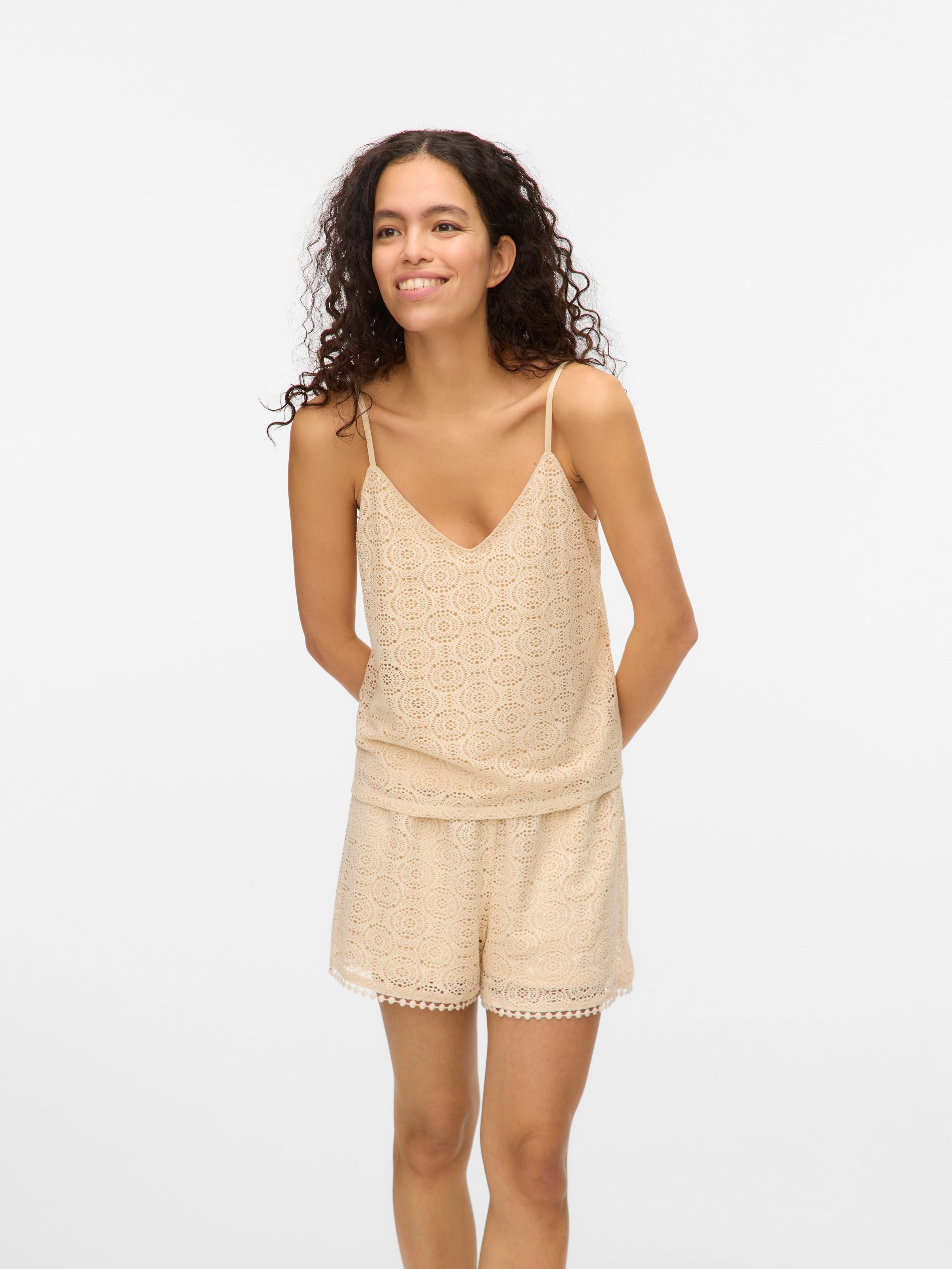 Vero Moda Spaghettitop »VMMAYA V-NECK SINGLET TOP JRS« Materialmix, regular fit
