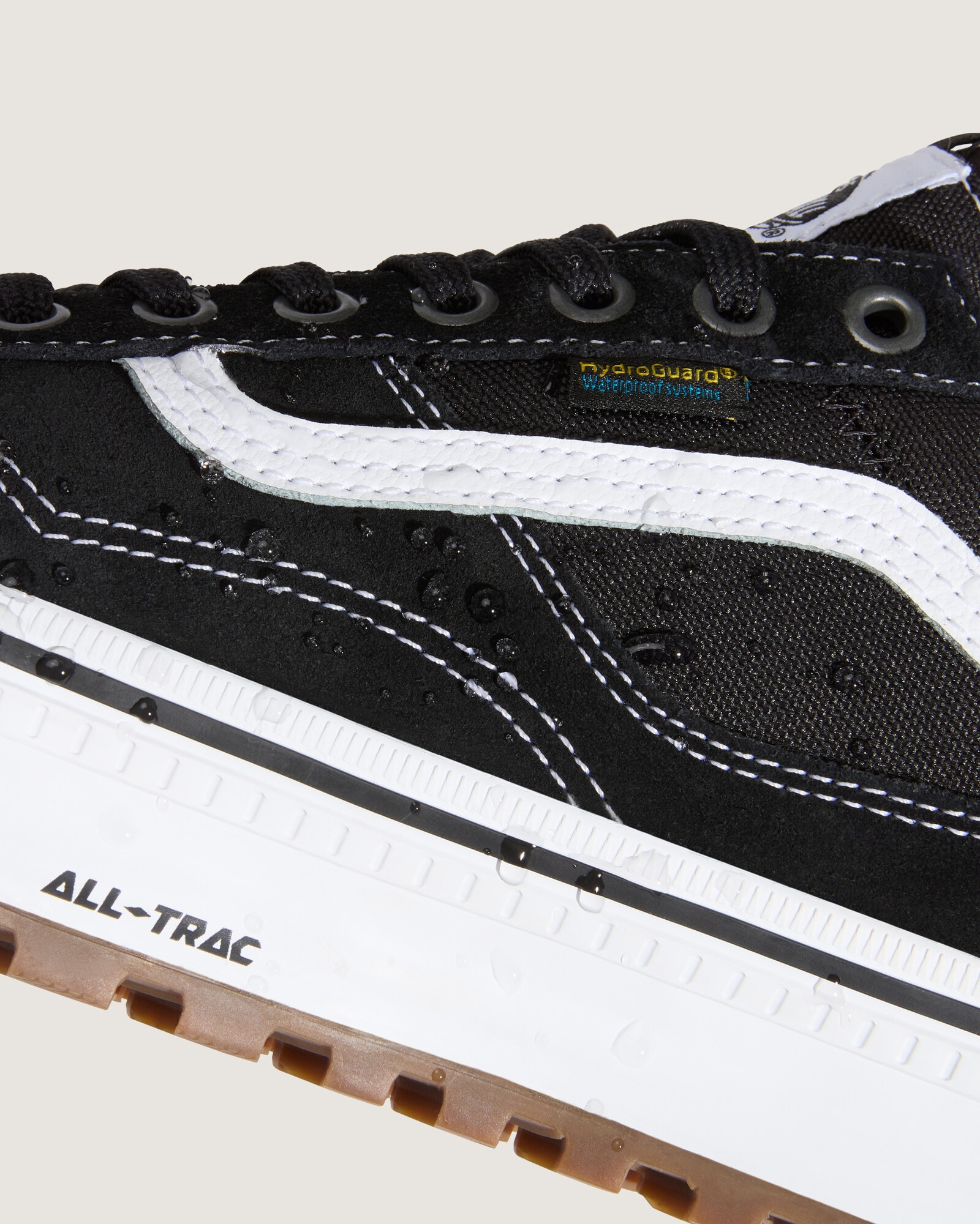 Vans Sneaker »MTE Old Skool Waterproof Insulated«  wasserdicht, gefüttert