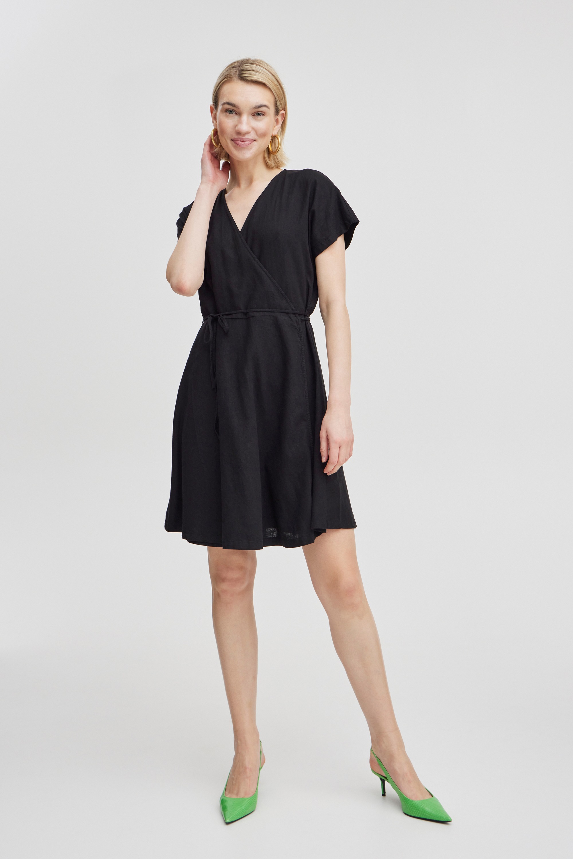 b.young Midikleid »Kleid BYFALAKKA«