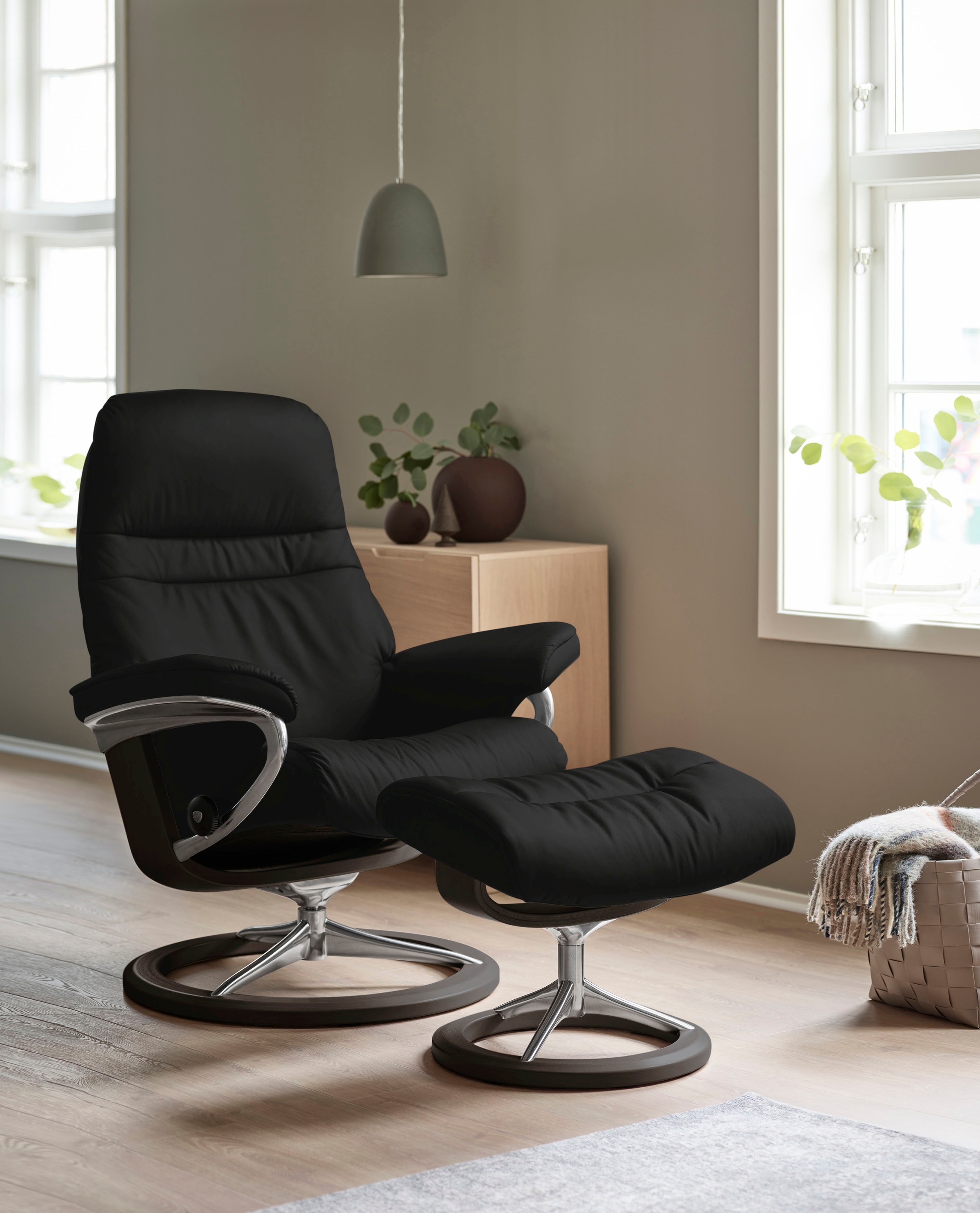 Stressless® Relaxsessel »Sunrise« mit Signature Base, Größe S, Gestell Wenge, in 2 Bezugsqualitäten lieferbar