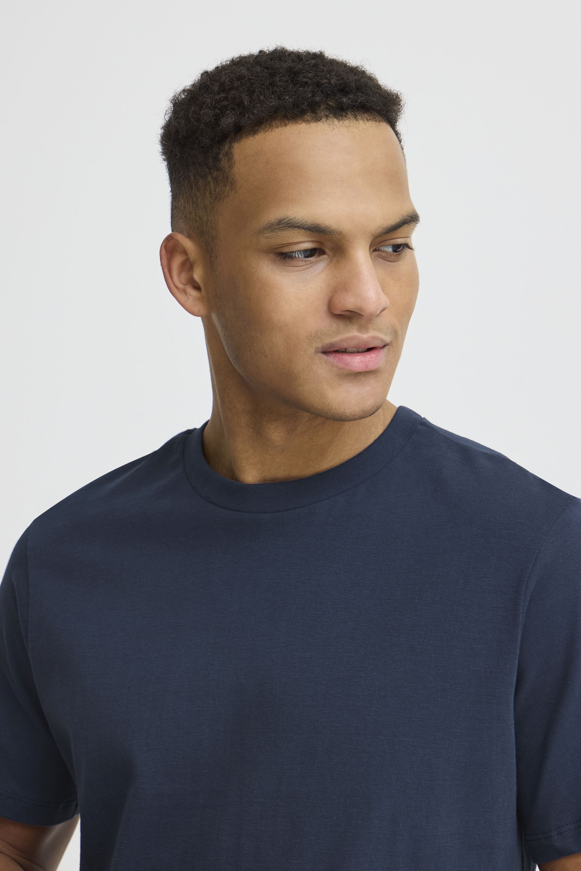 Blend Rundhalsshirt »Rundhalsshirt BHVAGO«