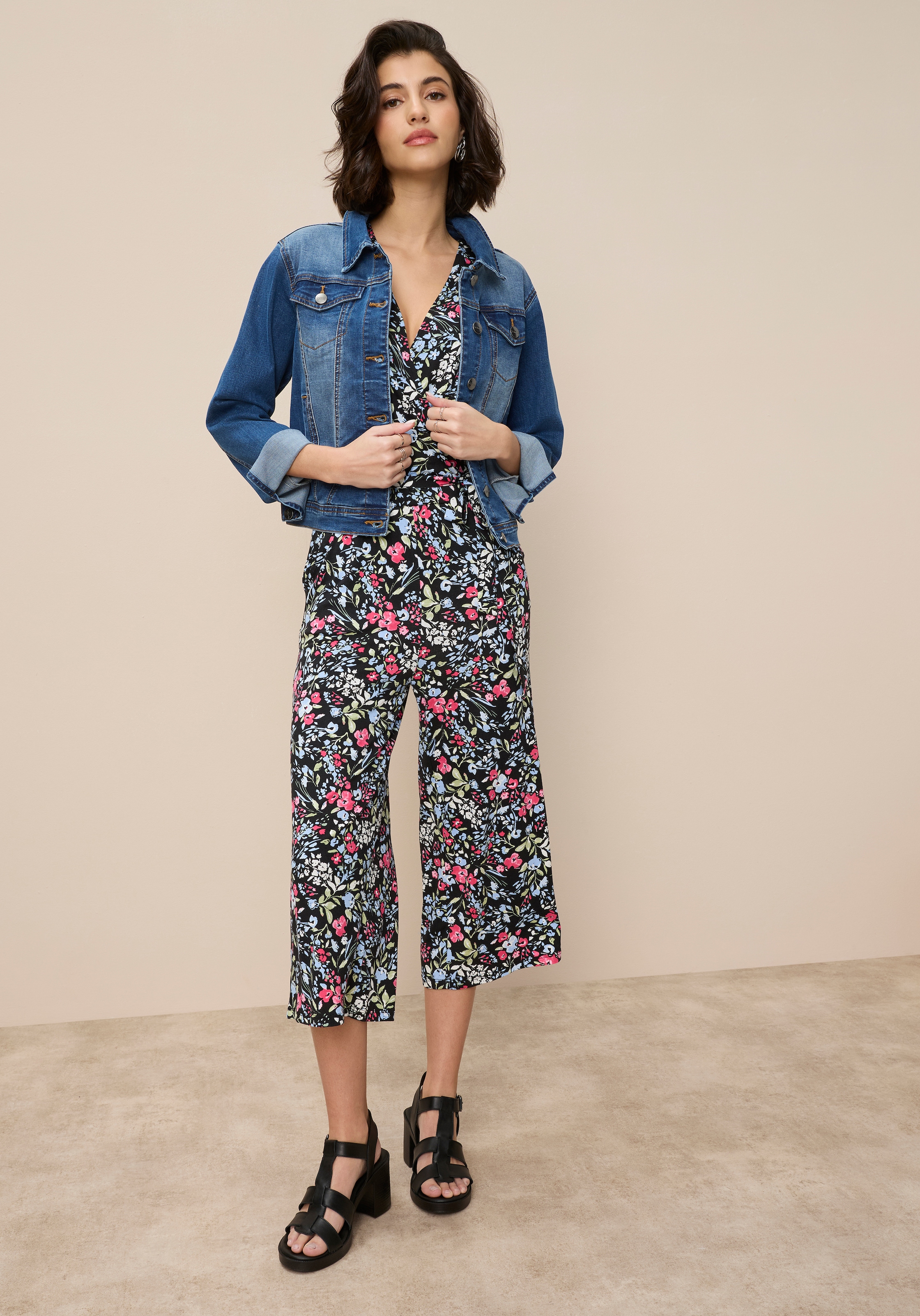 Tamaris Culotte-Overall mit Bindegürtel und modernem Muster