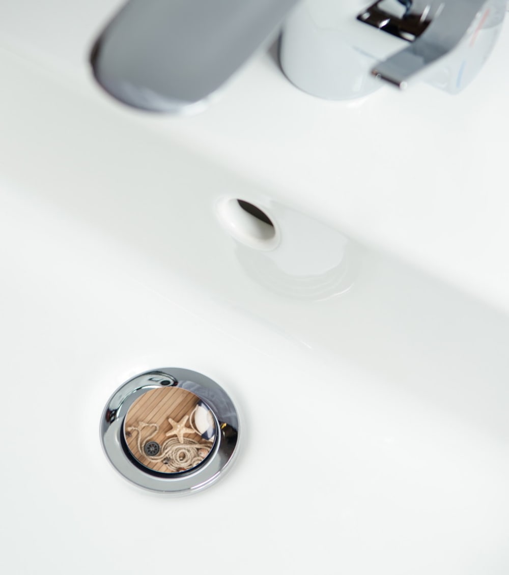 Sanilo Badaccessoire-Set »Maritime« bestehend aus WC-Sitz, Badteppich, Stöpsel, Seifenspender, WC-Bürste