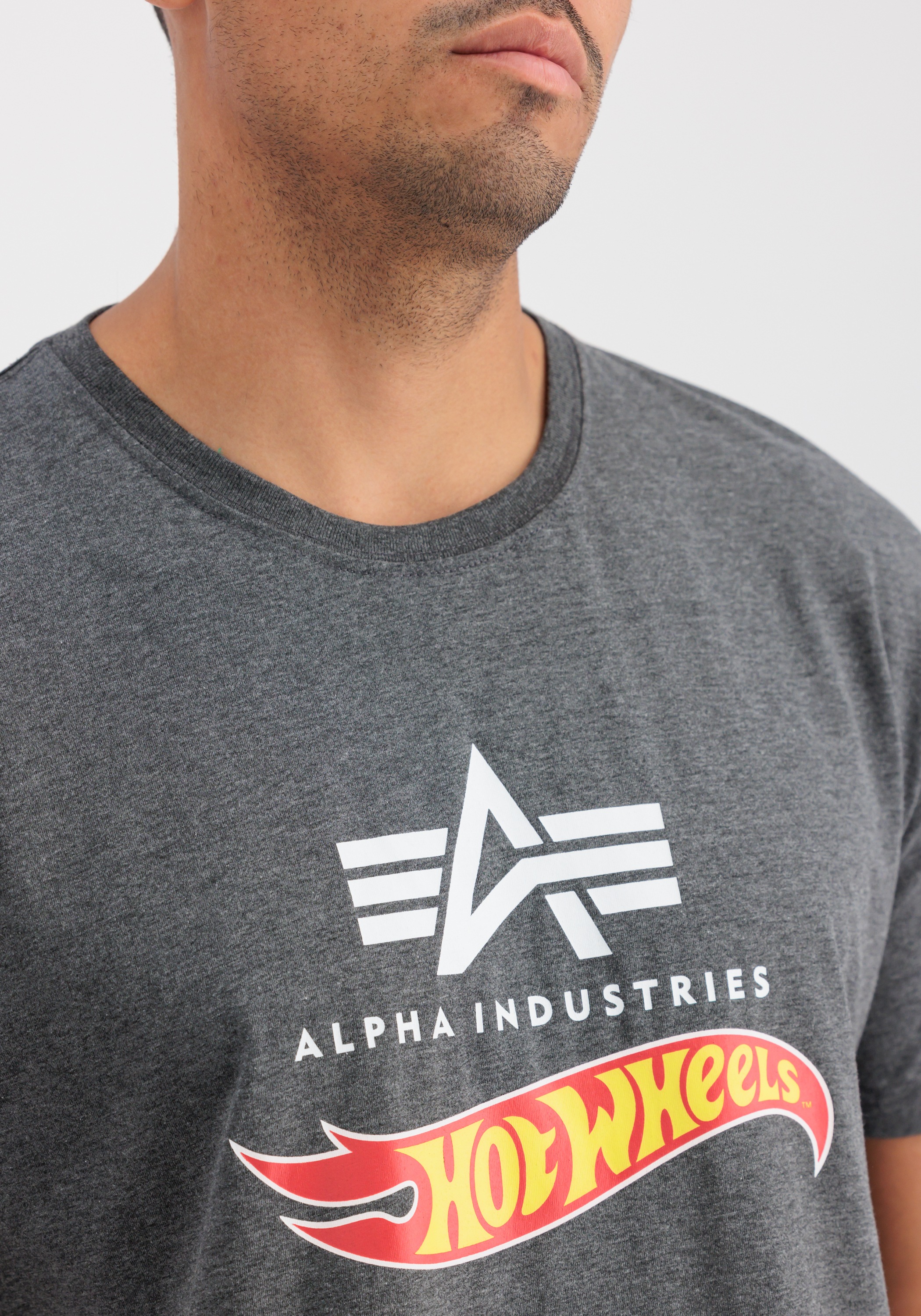 Alpha Industries Longsleeve »Alpha Industries Men - T-Shirts Hot Wheels Flag T-Shirt«