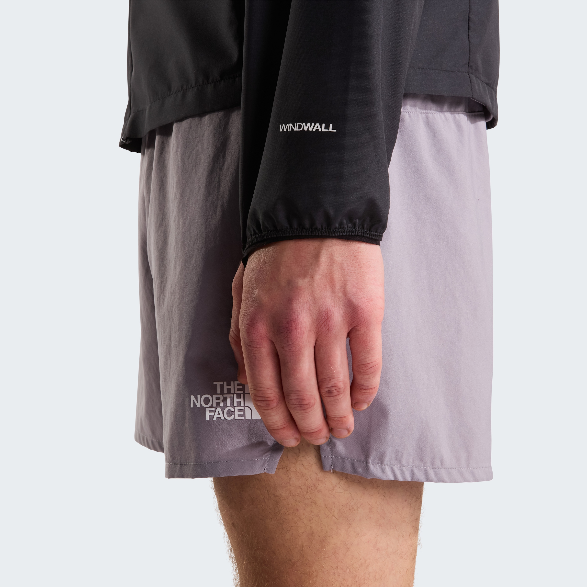 The North Face Windbreaker »M FONTANALES WIND JACKET« sportlicher Stil, für Sport- und Outdooraktivitäten, mit Packtasche