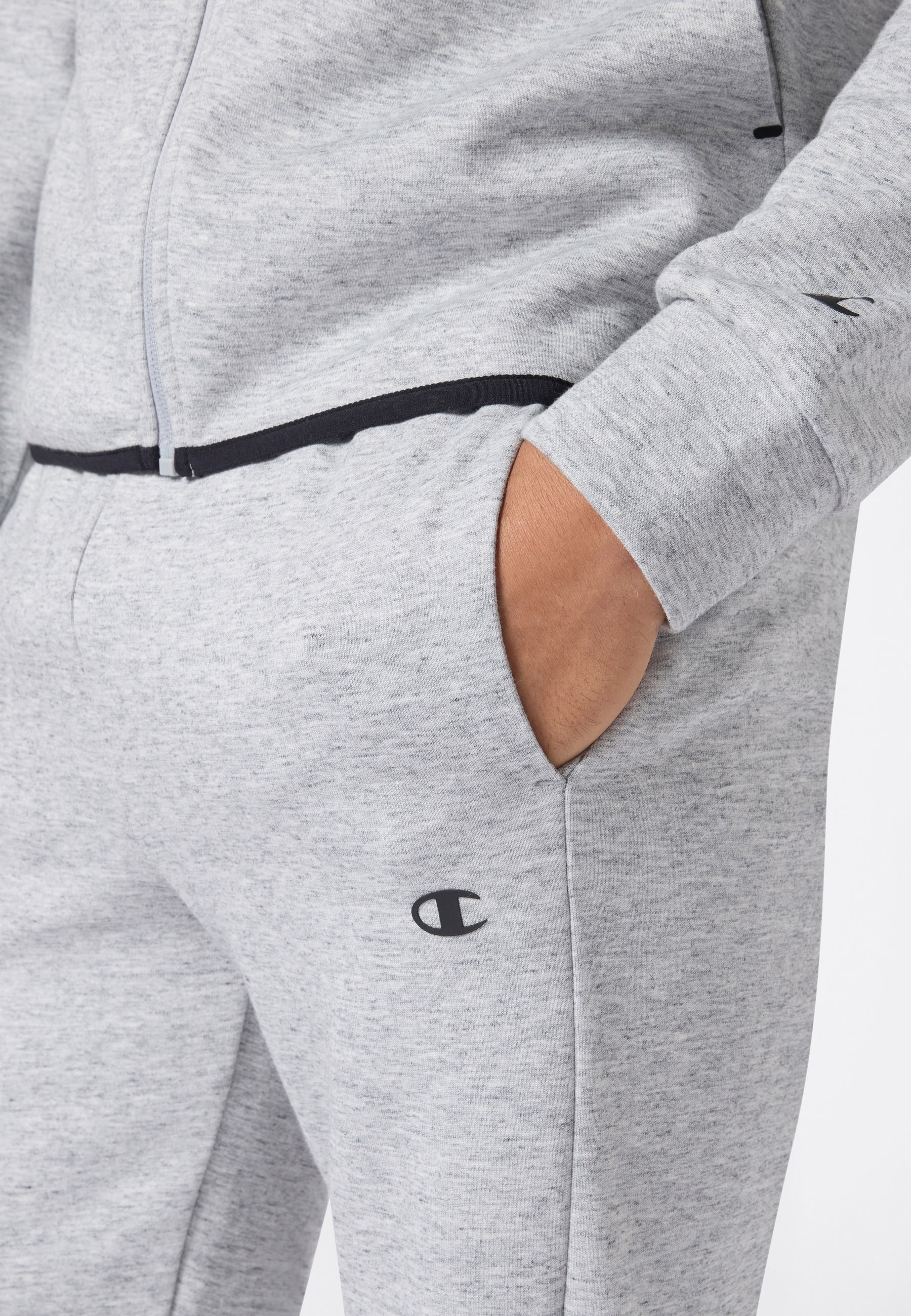 Champion Jogginganzug »SPORTWEAR ZIP-UP HOODIE SWEATSUIT Slim Fit« 2 zweiteiliges Set, Slim Fit Schnitt, aus Baumwolle und Polyester