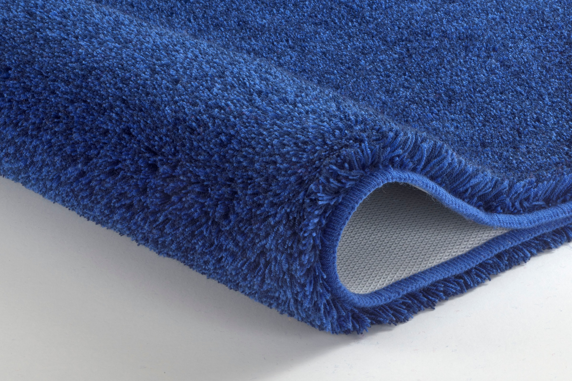 Kleine Wolke Badematte »RELAX«, rutschhemmend beschichtet, fußbodenheizungsgeeignet, Badteppich, Uni Farben, rechteckig, rund & als Set erhältlich