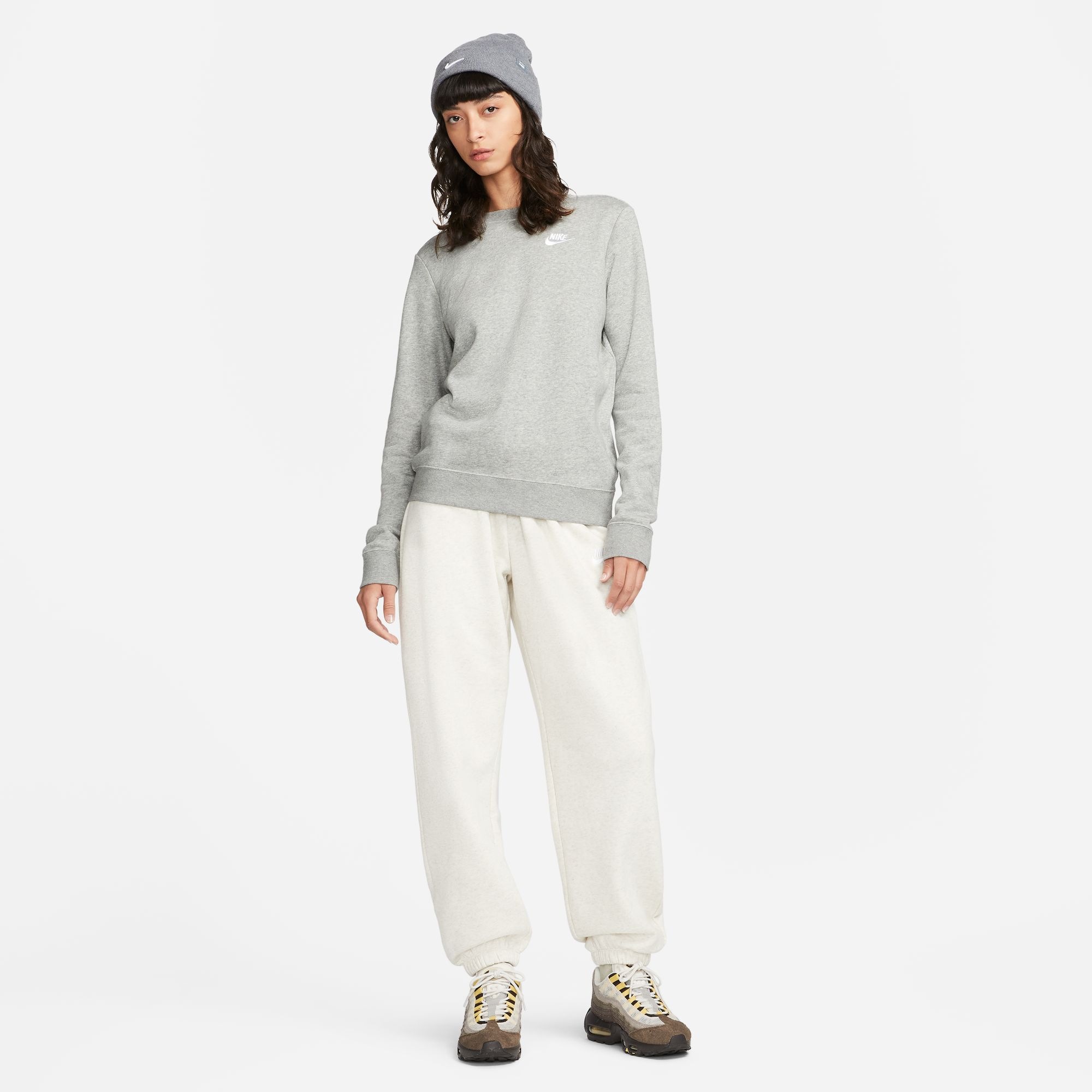 Nike Sportswear Sweatshirt »CLUB FLEECE WOMEN'S CREW-NECK SWEATSHIRT«