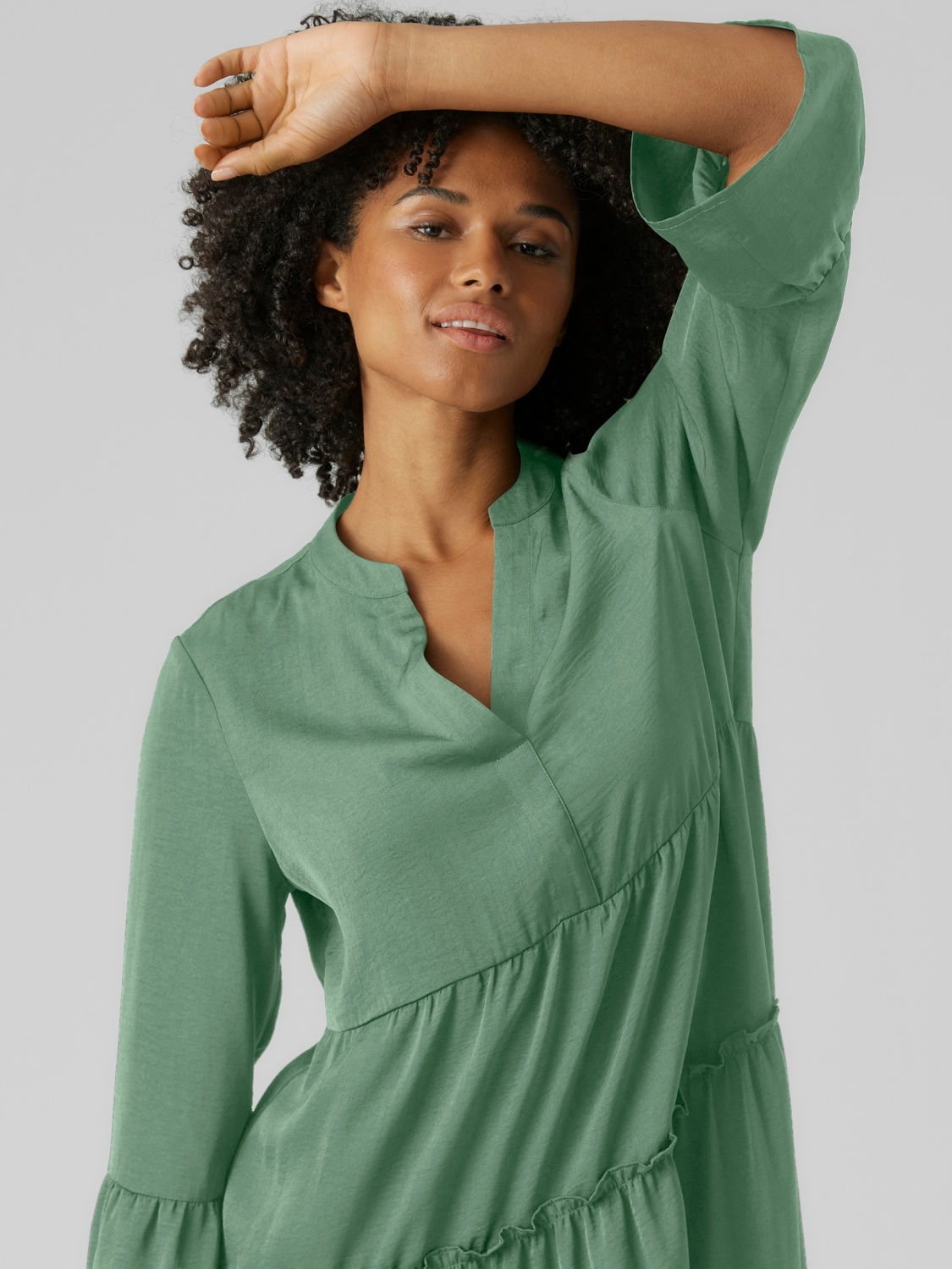 Vero Moda Tunikakleid »VMKATRINE 3/4 SHORT DRESS WVN NOOS«, mit Volant