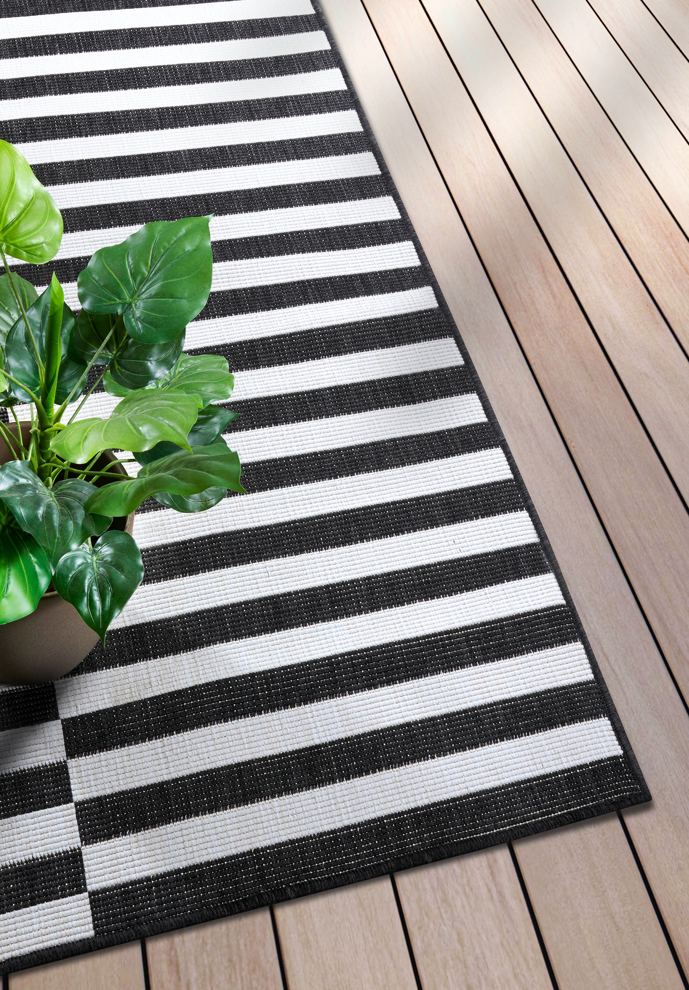my home Teppich »Viela  Outdoor Wendeteppich, auch als Läufer erhältlich«, rechteckig, 5 mm Höhe, schwarz weiß, Flachgewebe, Balkon, Wohnzimmer, In-Outdoor, wasserfest