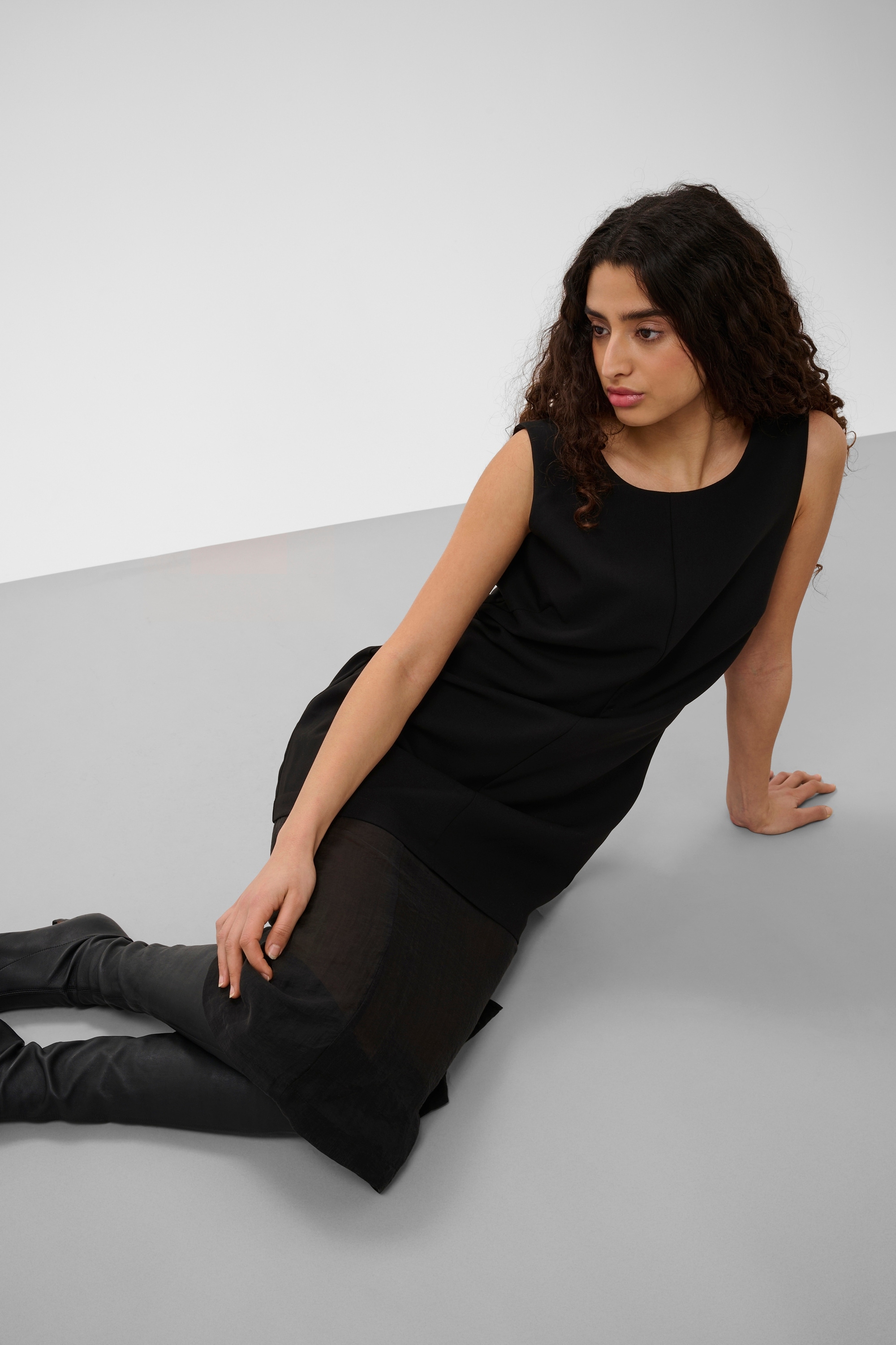 SOAKED IN LUXURY Midikleid »Damen Kleid SLDimitra«