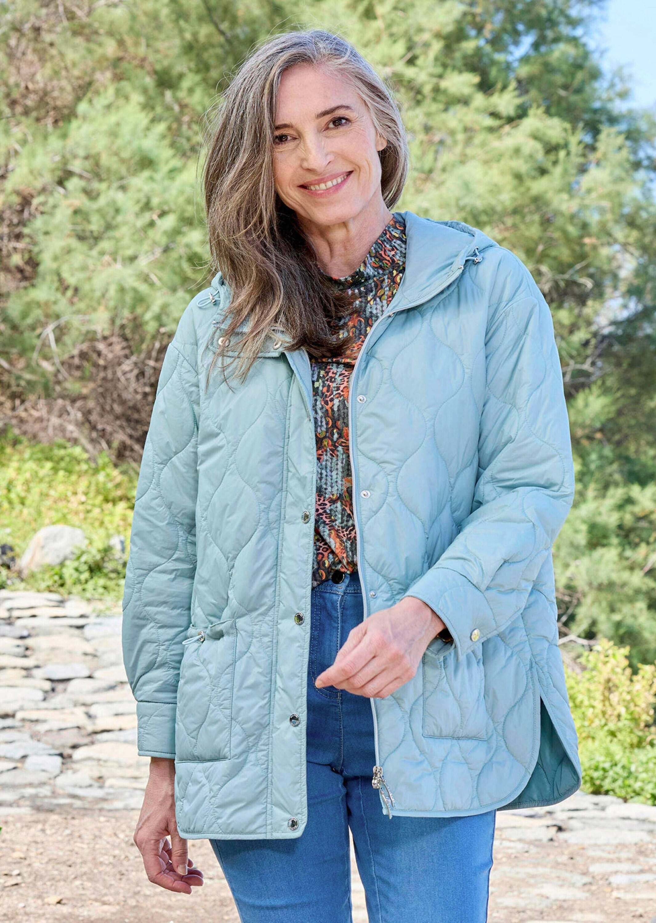 GOLDNER Steppjacke »Steppjacke im Overshirt-Look« Bänder an der Innseite der Knopfleiste