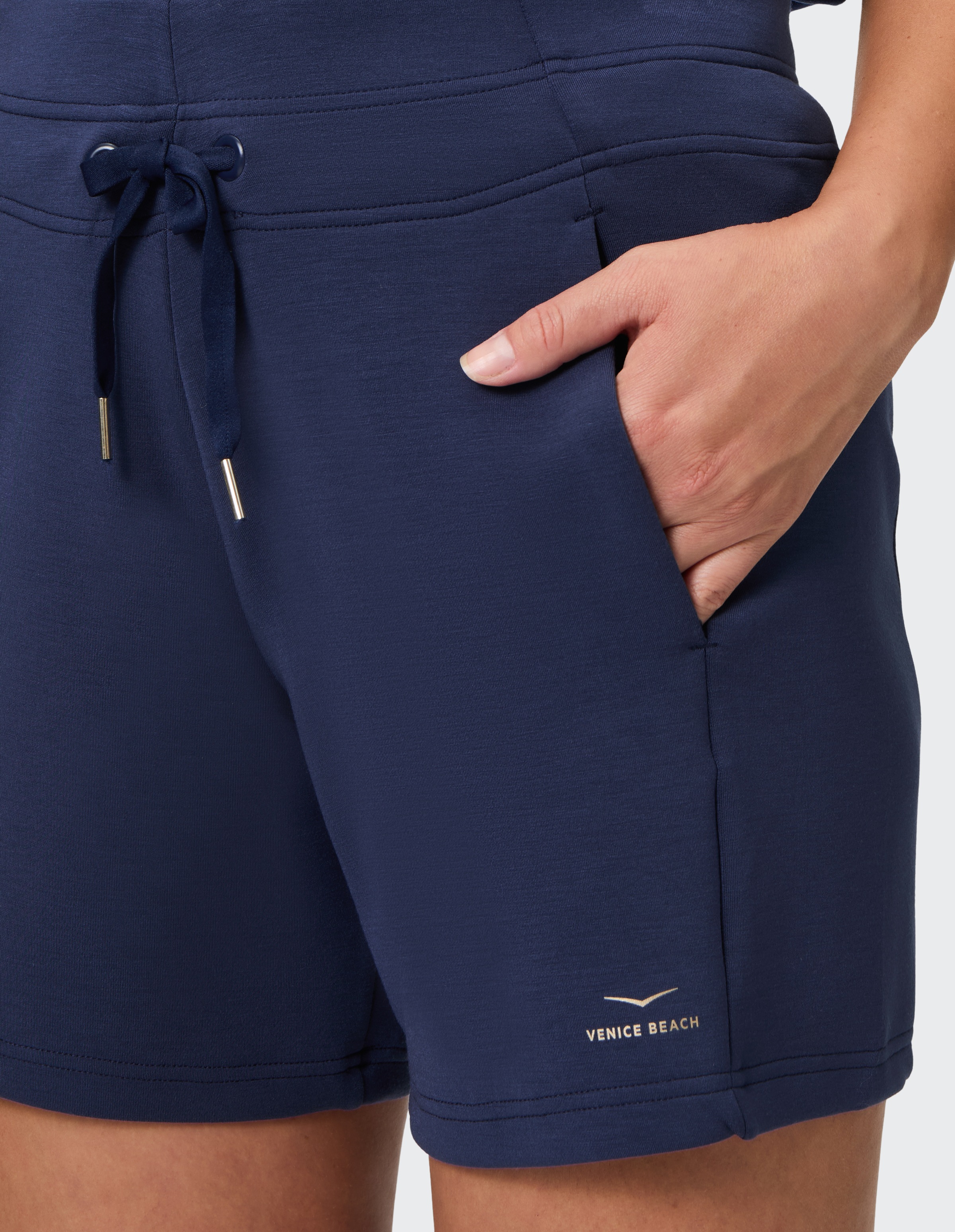 Venice Beach Sweatshorts »SWEATSHORTS HAYLEY«