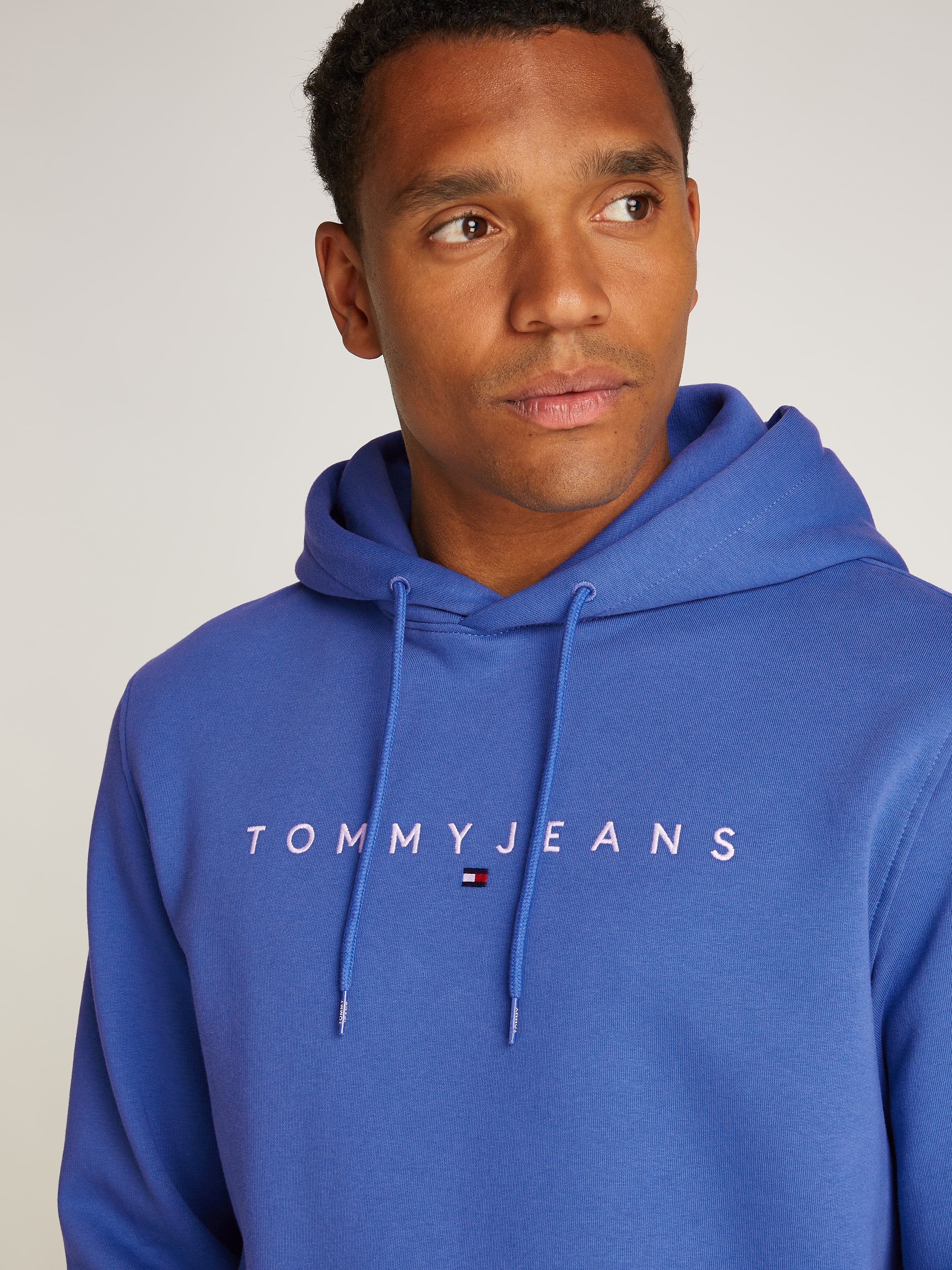 Tommy Jeans Plus Hoodie »TJM REG LINEAR LOGO HOODIE EXT«, in Große Größen, Logodruck